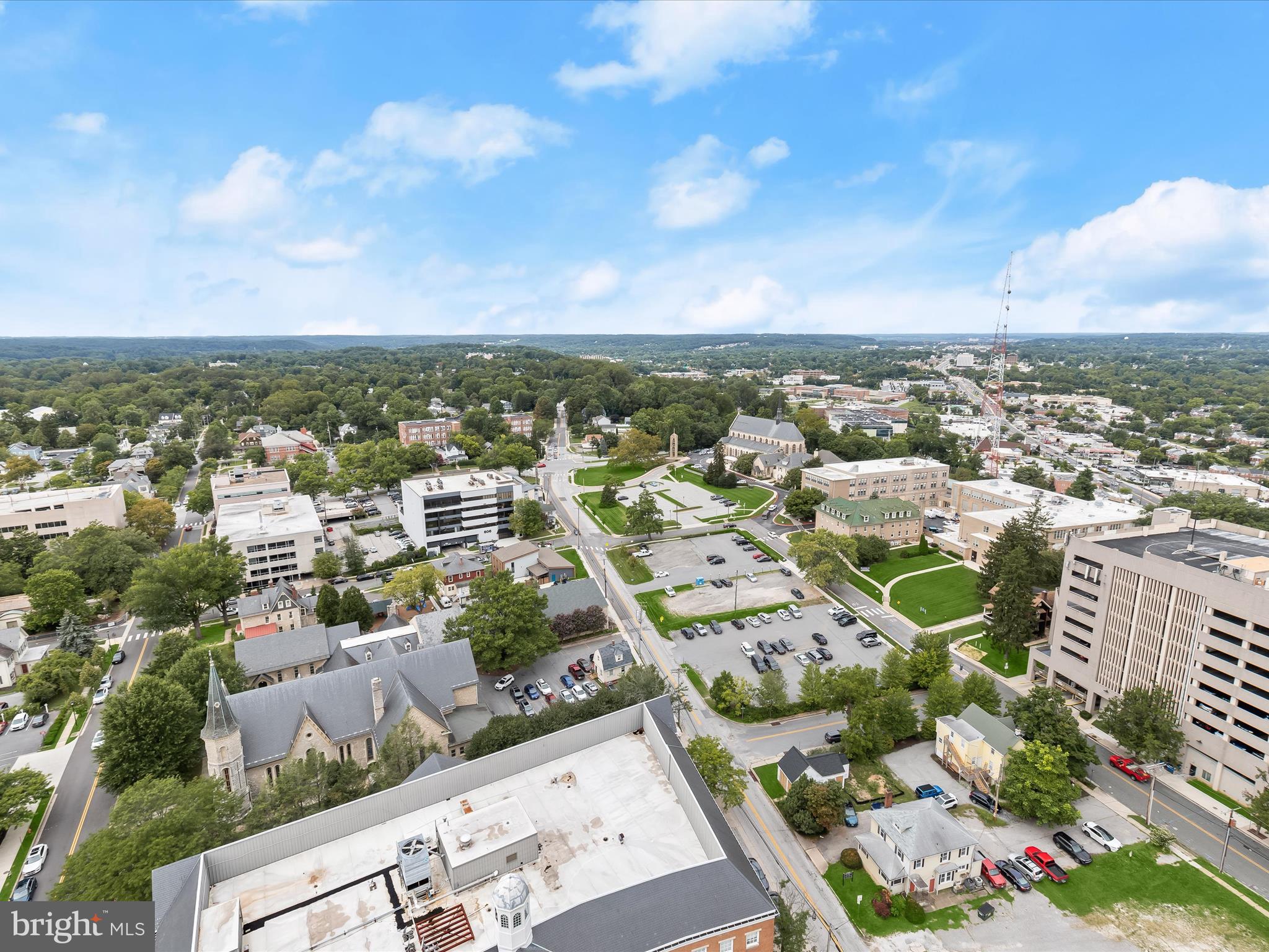 PENTHOUSE CONDOMINIUMS - Residential