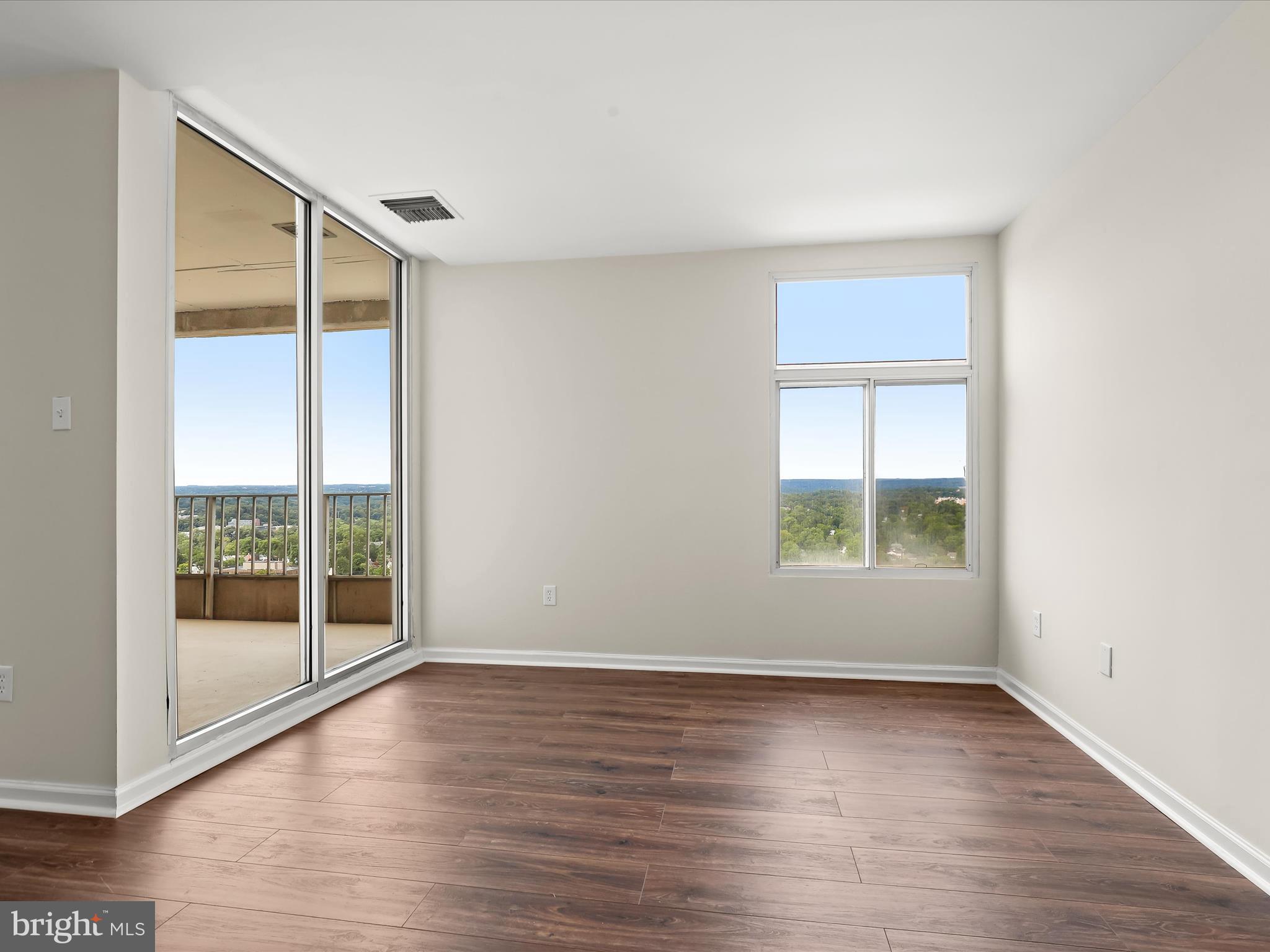 PENTHOUSE CONDOMINIUMS - Residential