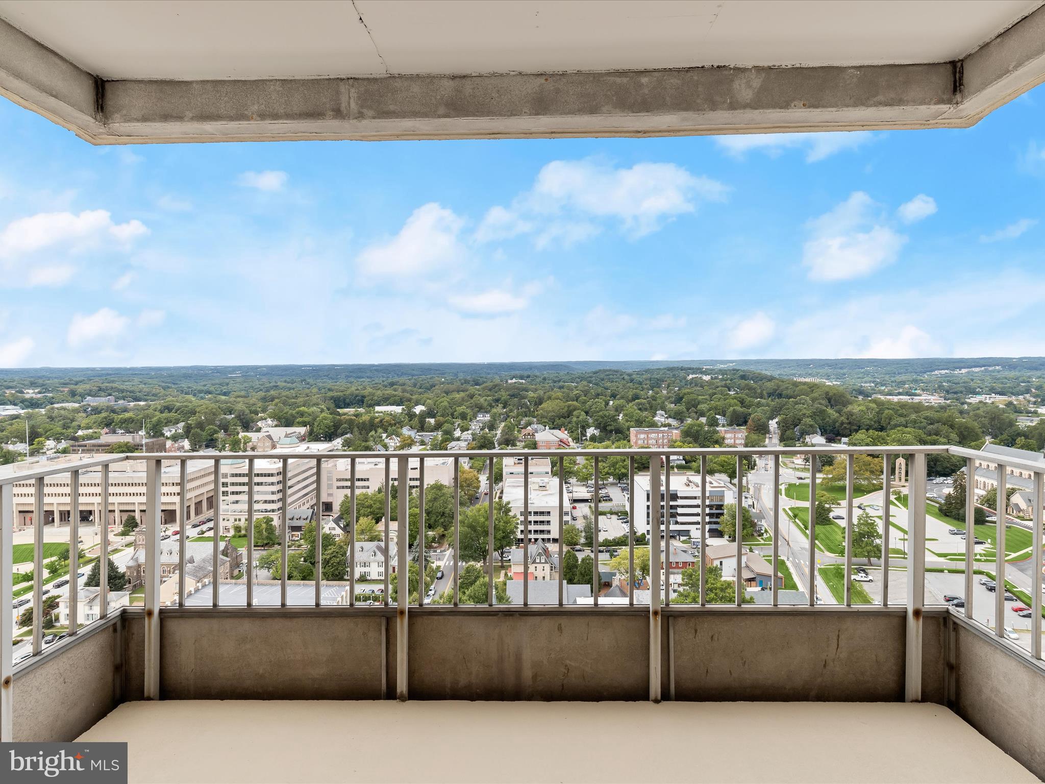 PENTHOUSE CONDOMINIUMS - Residential