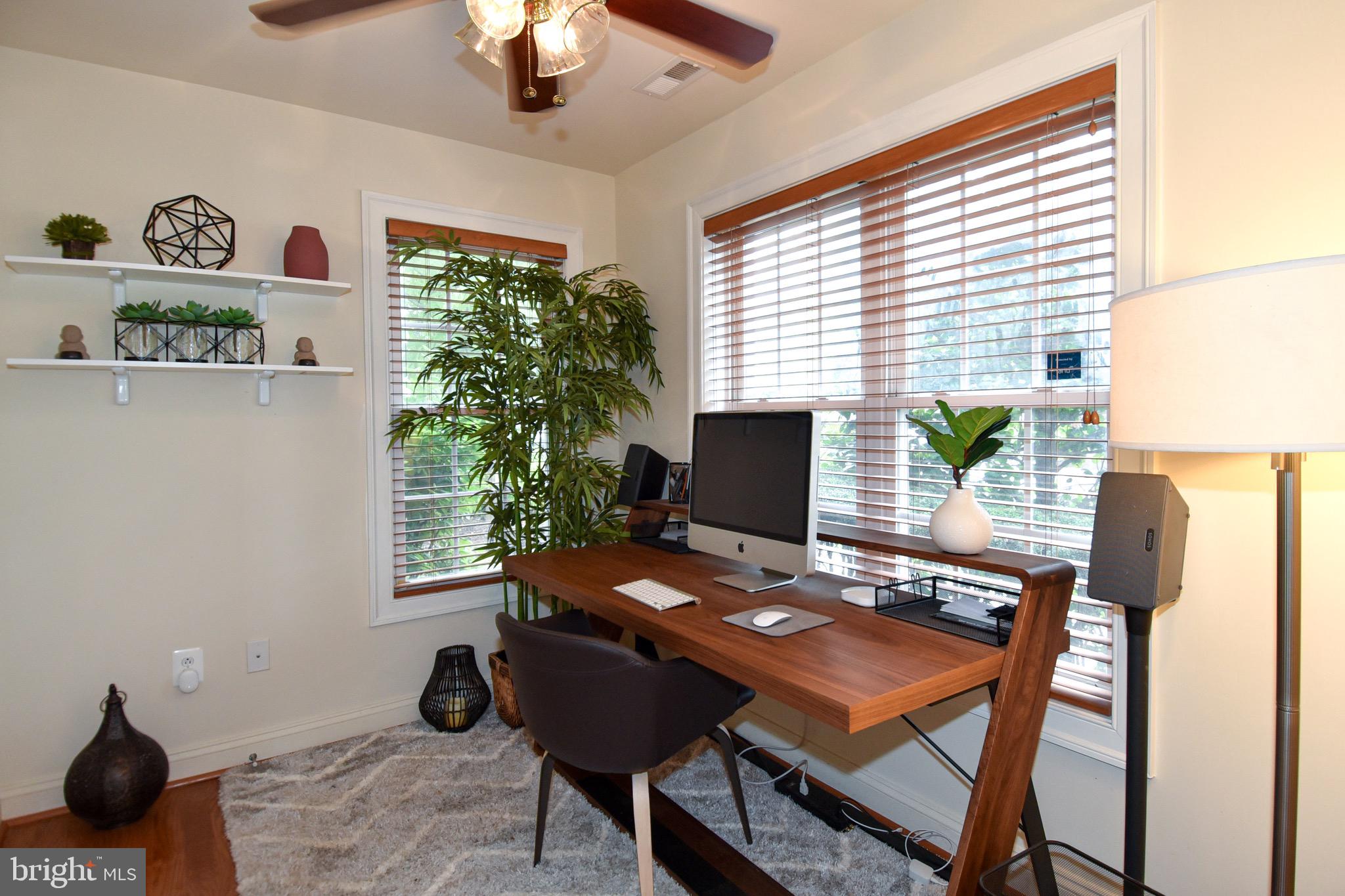 HIDDEN CREEK - Residential