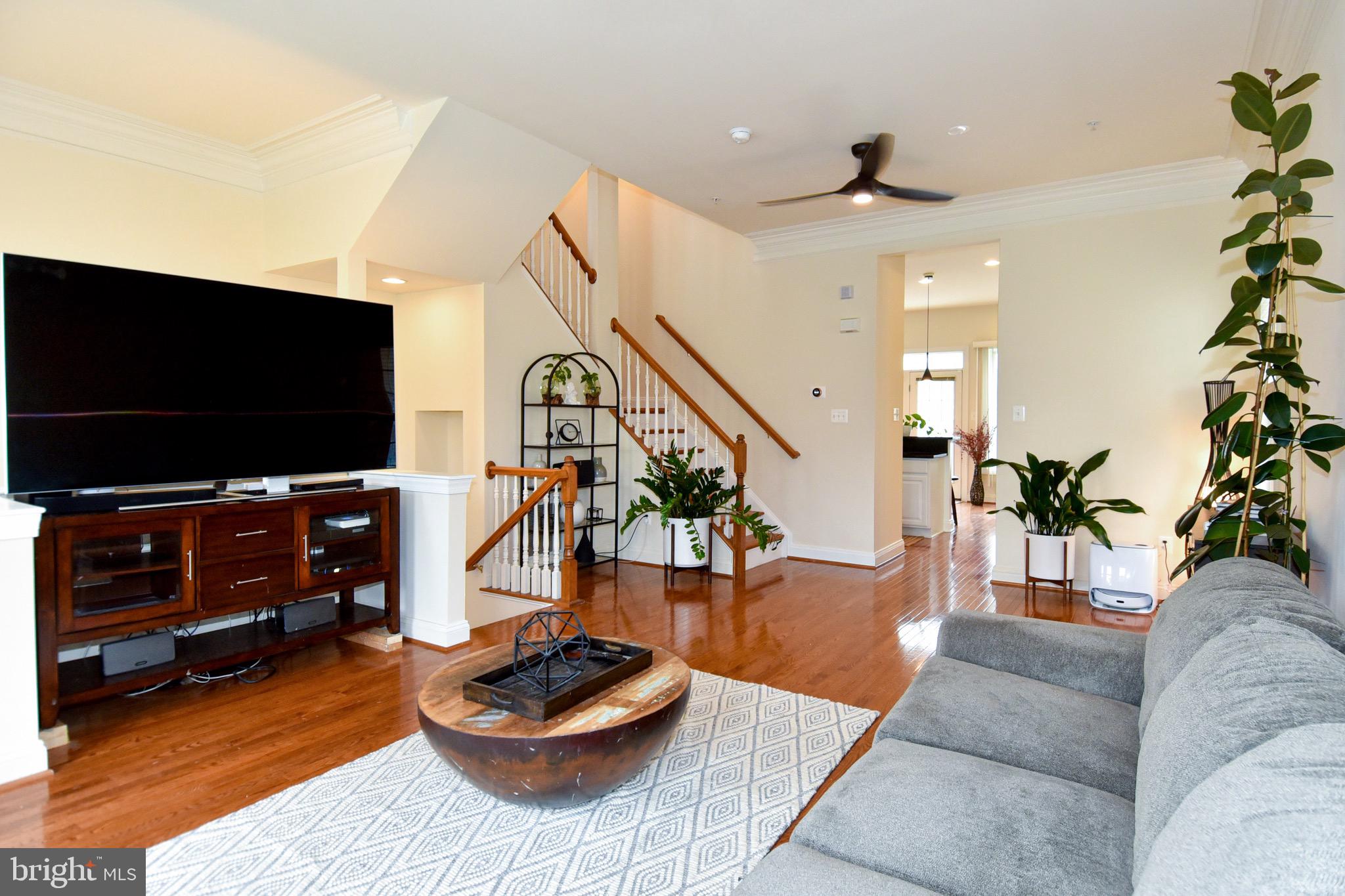 HIDDEN CREEK - Residential