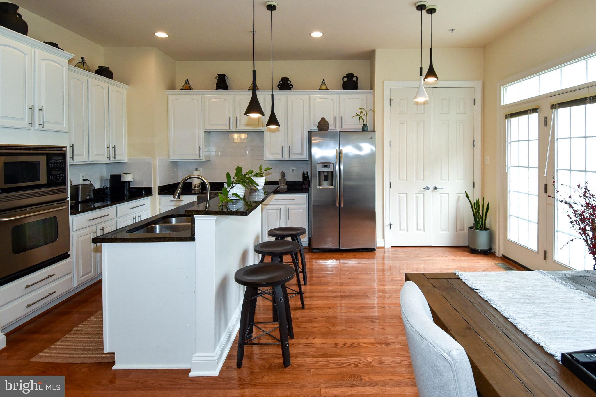 HIDDEN CREEK - Residential