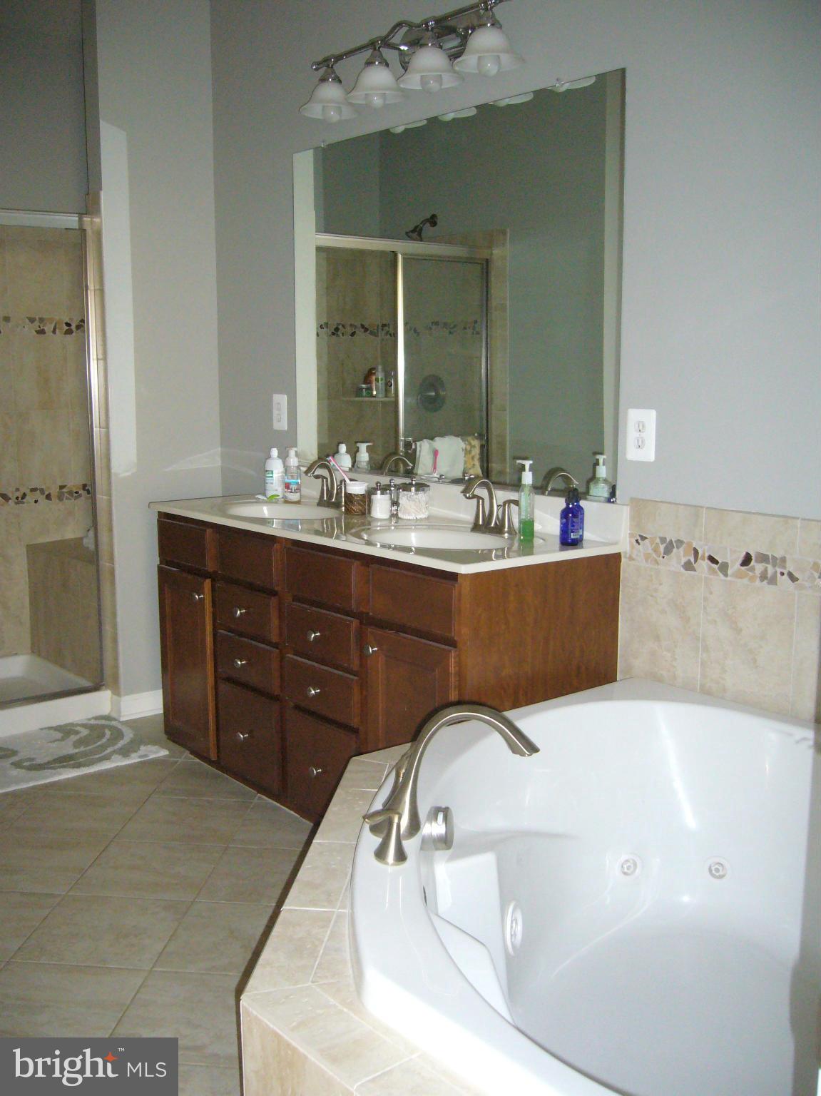 HIDDEN CREEK - Residential Lease