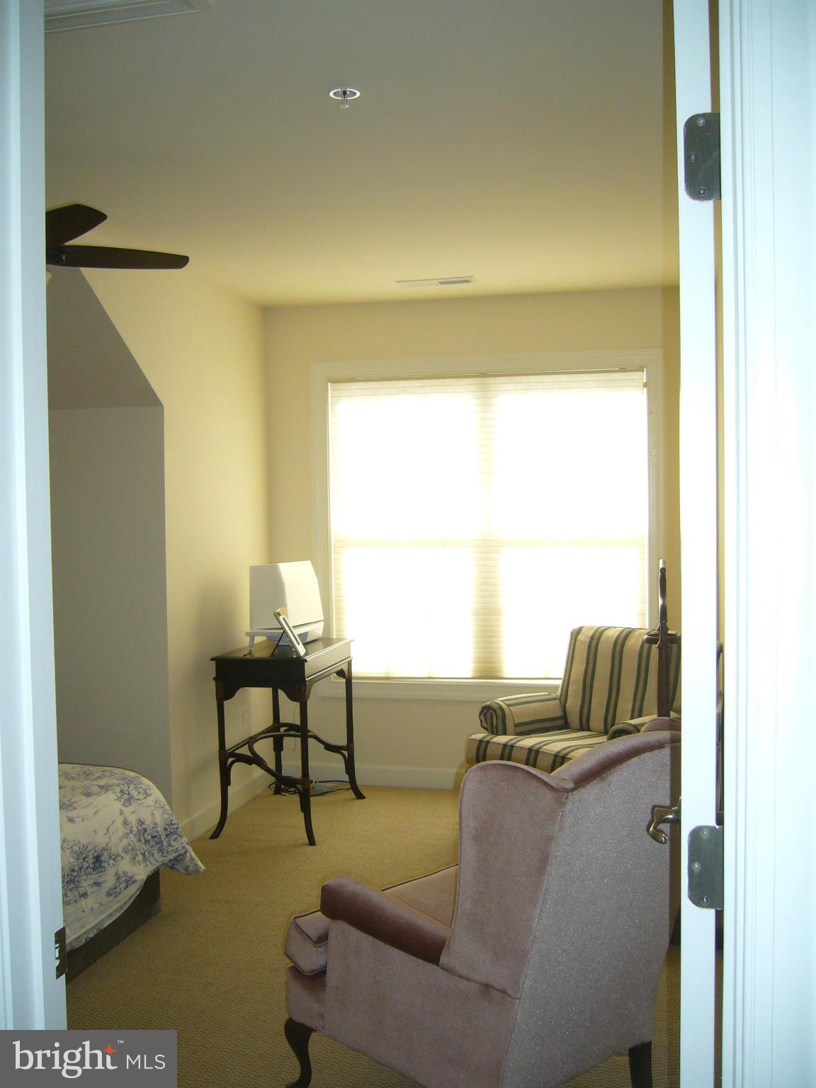 HIDDEN CREEK - Residential Lease