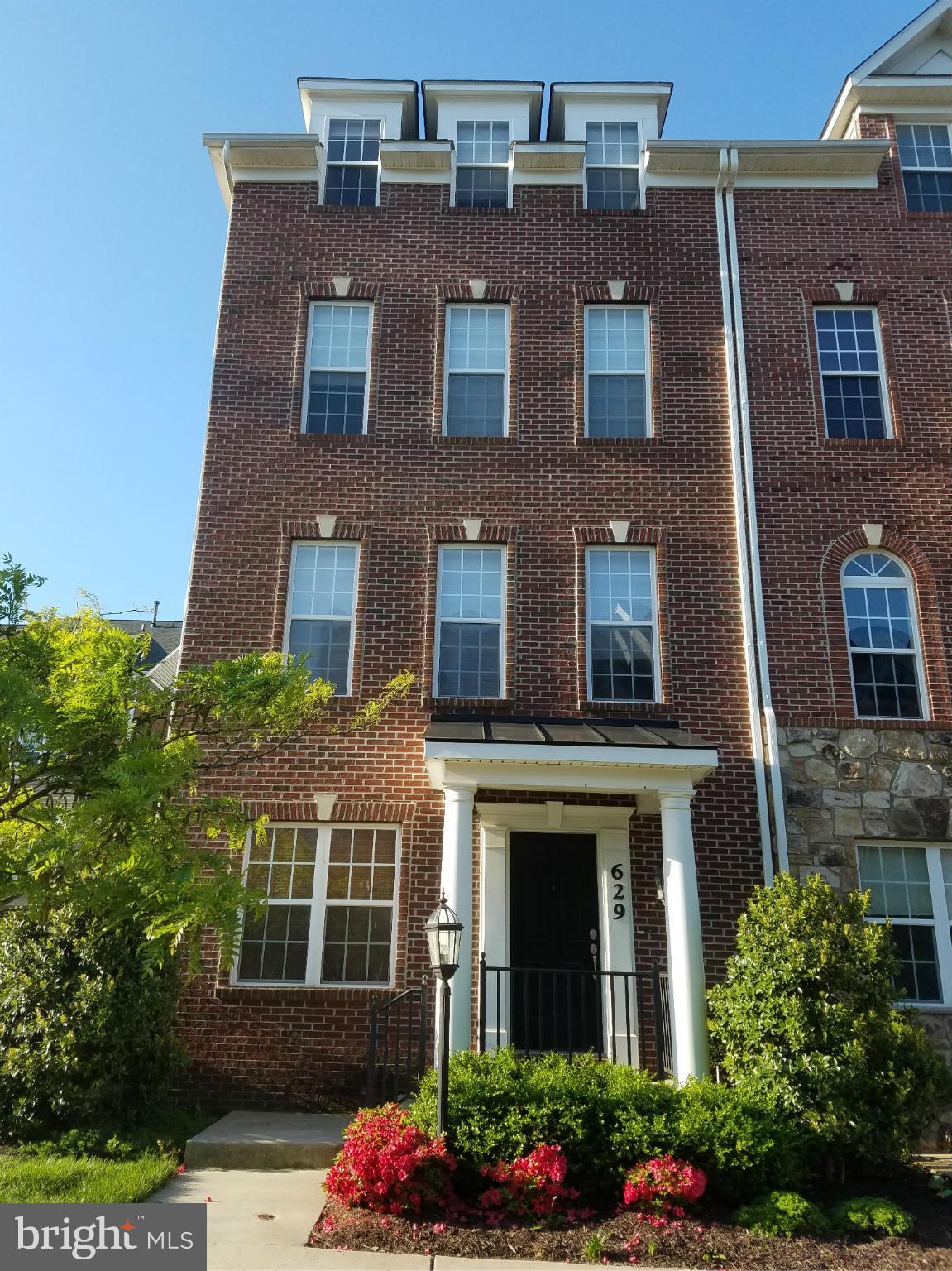 HIDDEN CREEK - Residential Lease