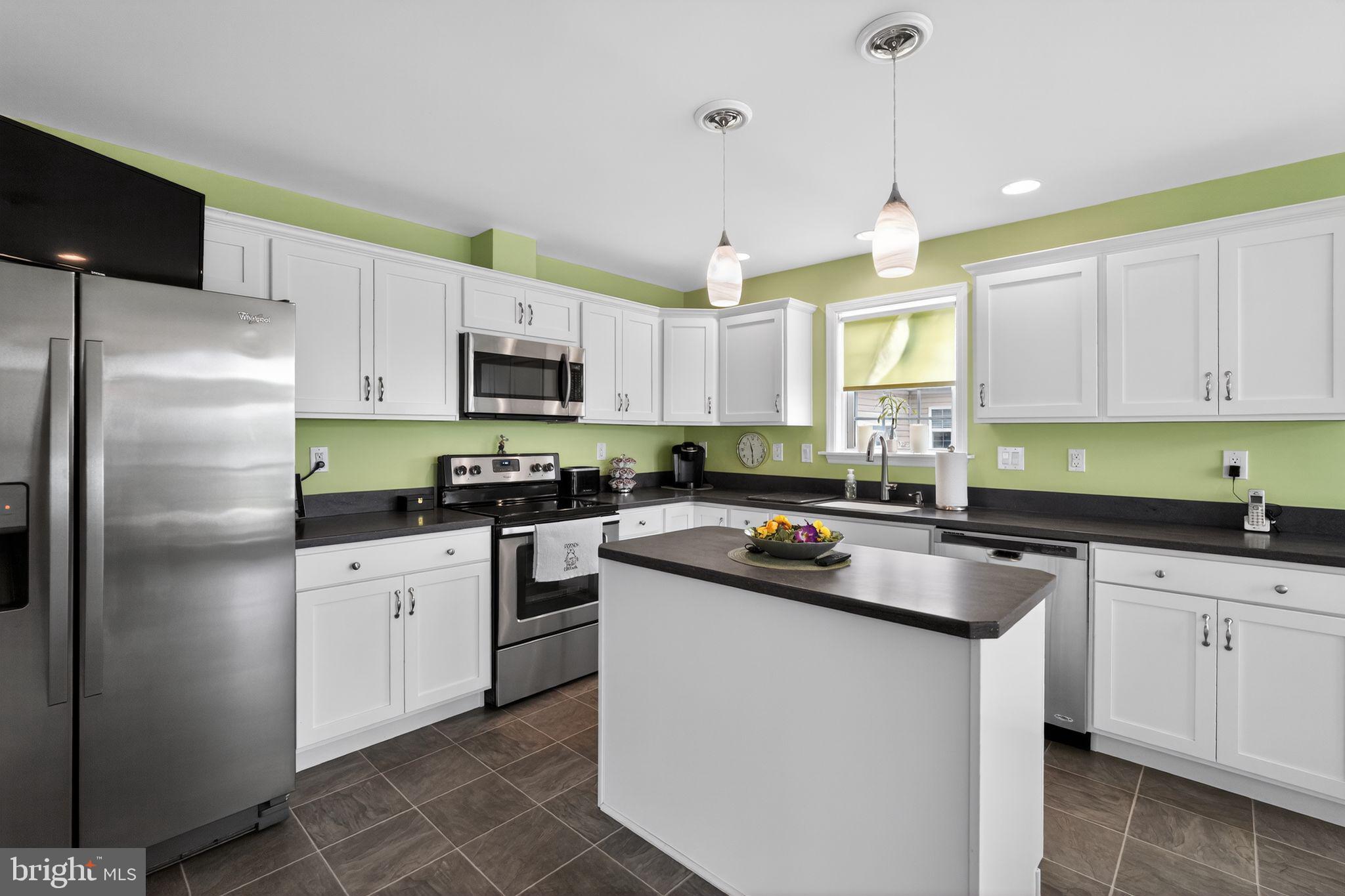 BLUE BELL SPRINGS - Residential