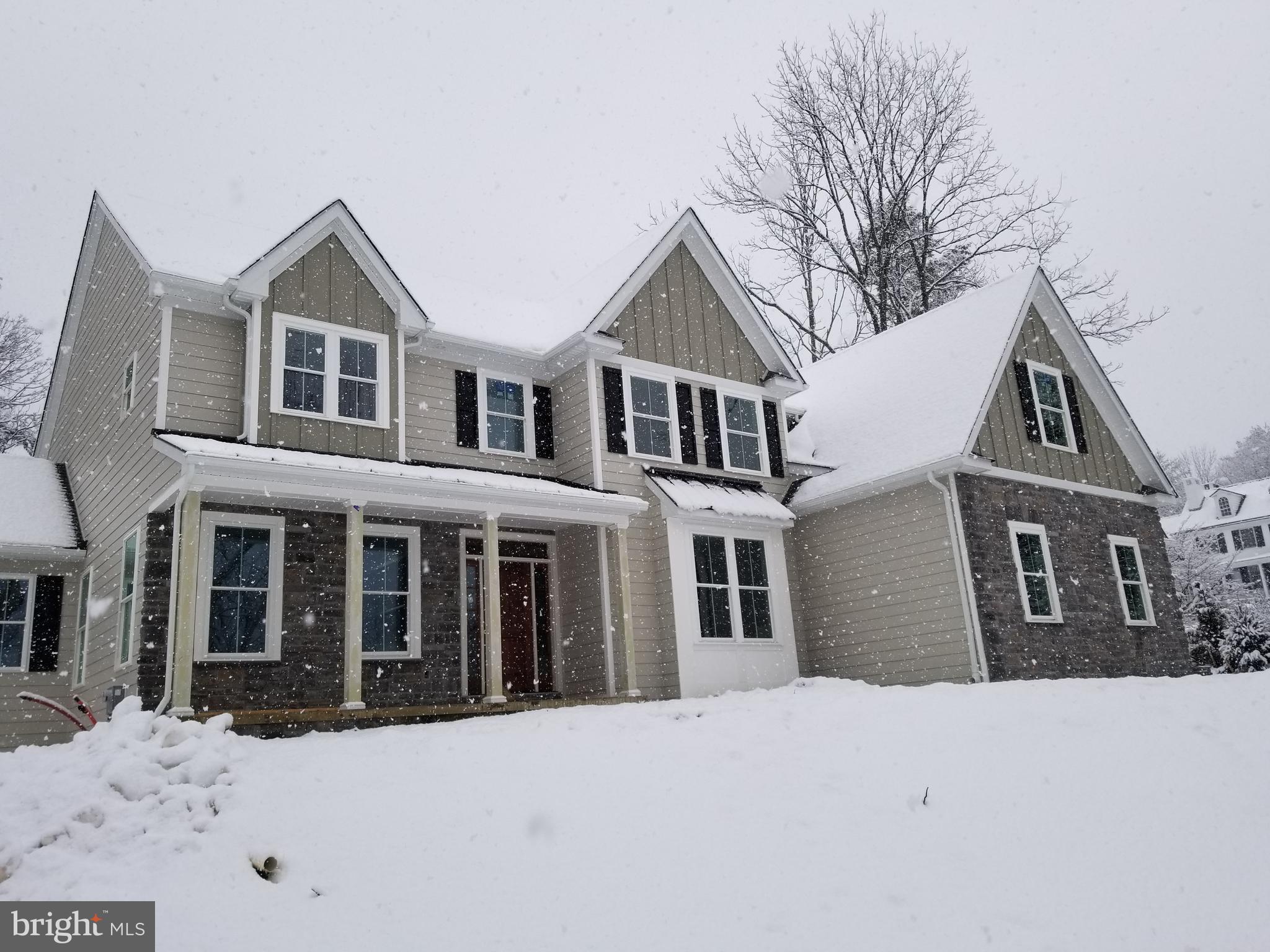 LEOPARD LAKES - Residential