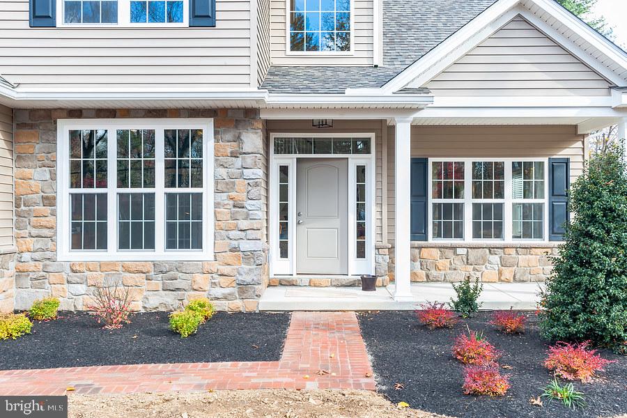 LEOPARD LAKES - Residential