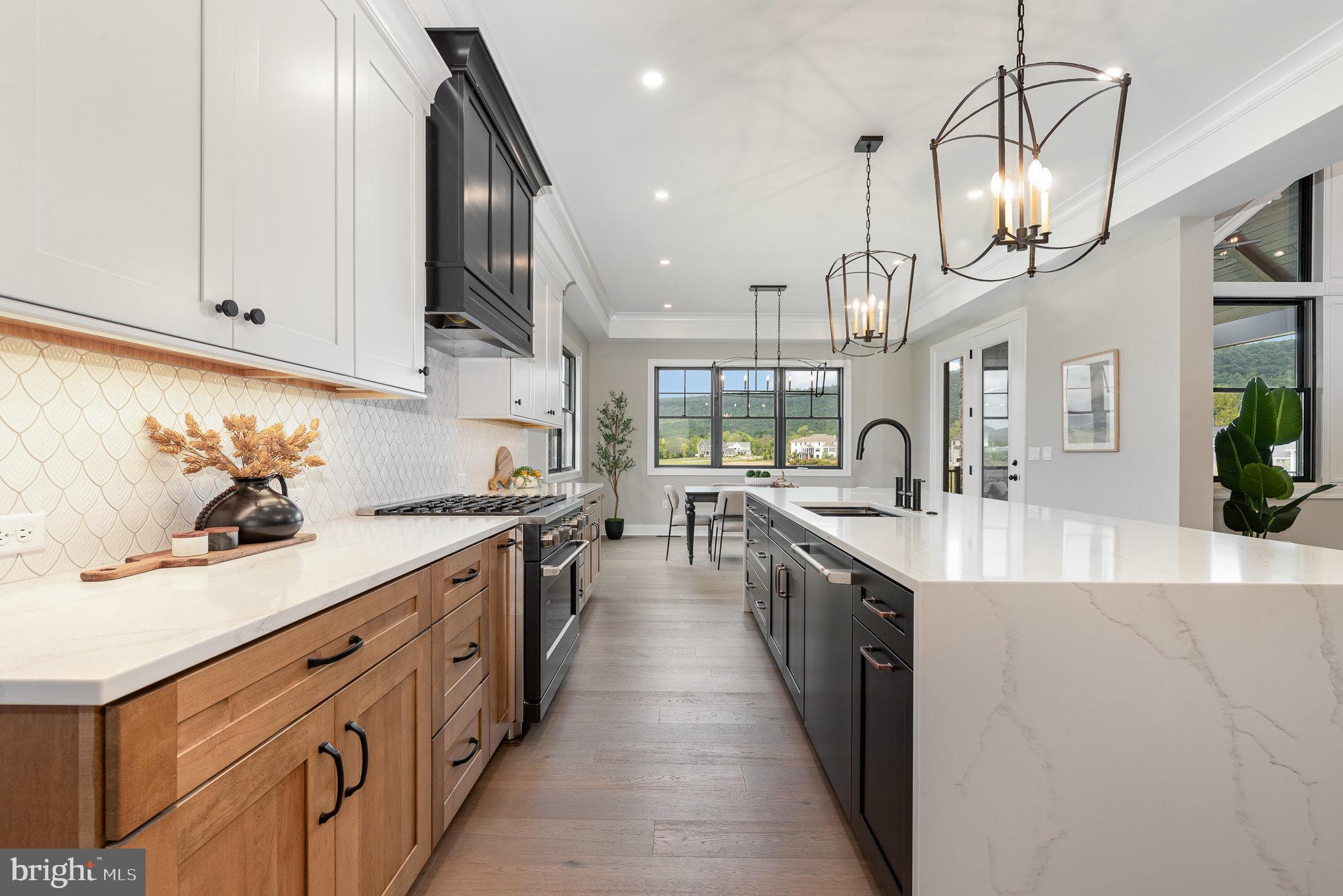 GLENDALE ESTATES - Residential