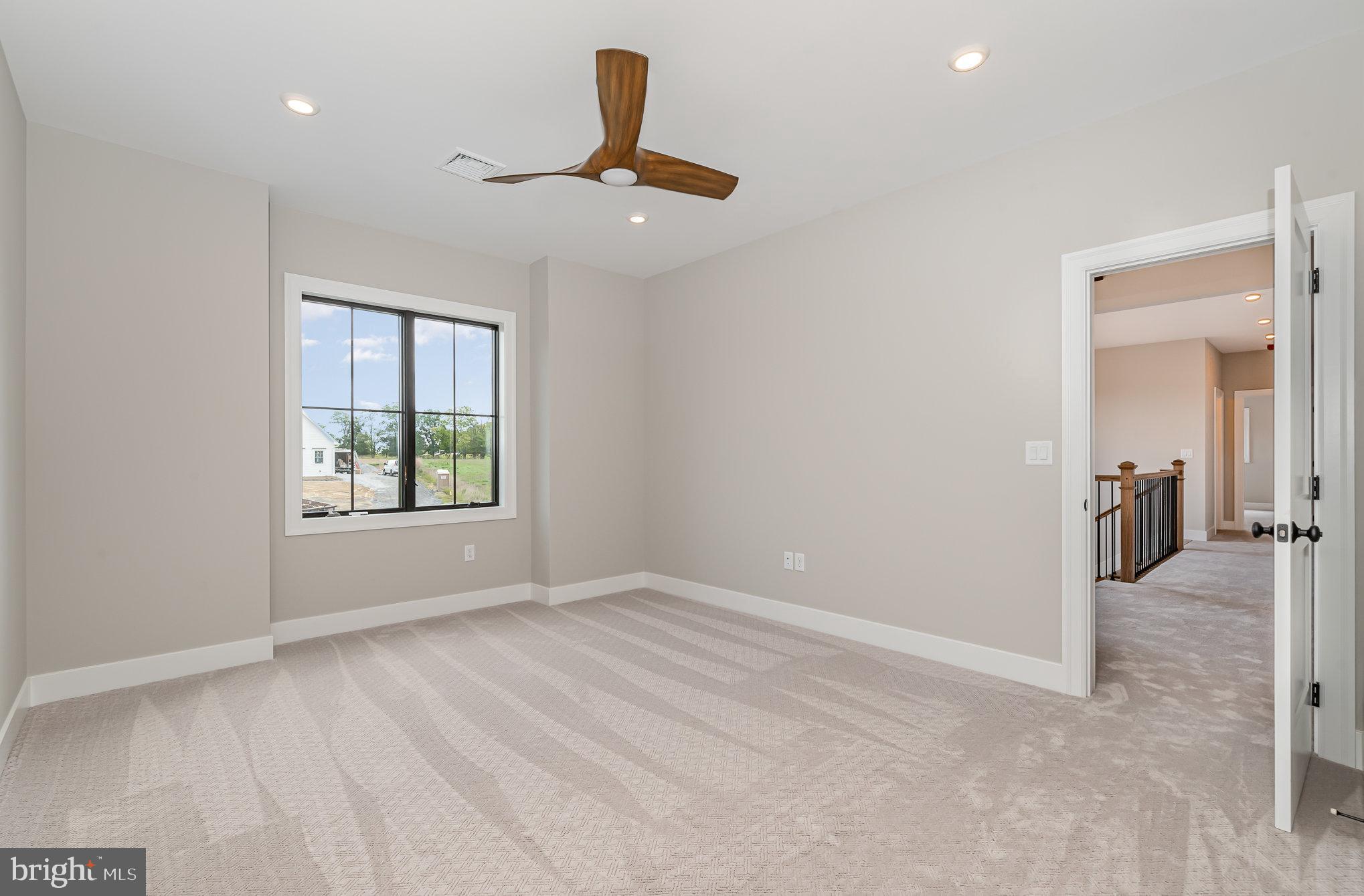 GLENDALE ESTATES - Residential