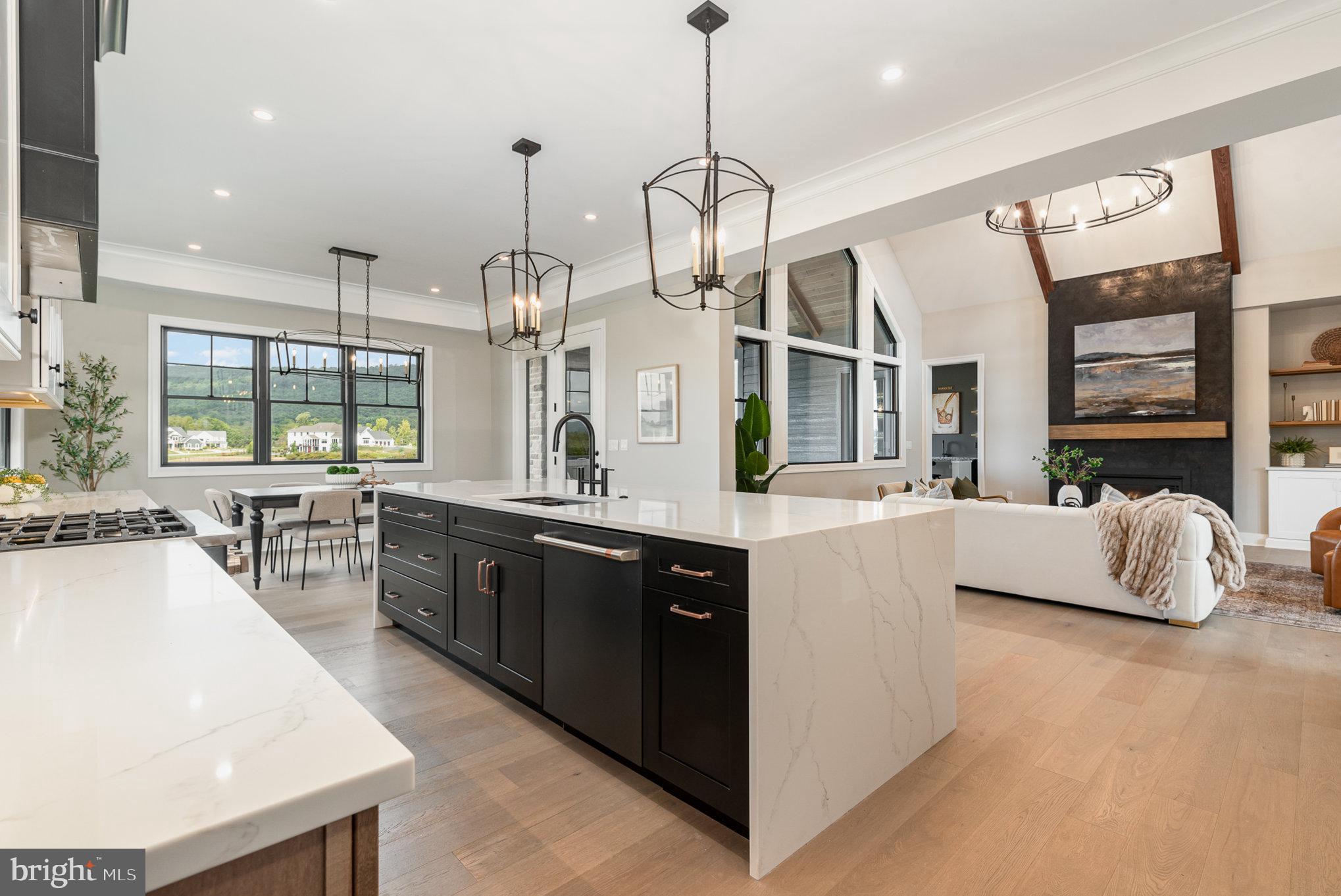 GLENDALE ESTATES - Residential