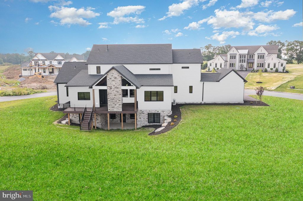 Photo of 10 Sailfish Drive, MECHANICSBURG, PA 17050 (MLS # PACB2043524)