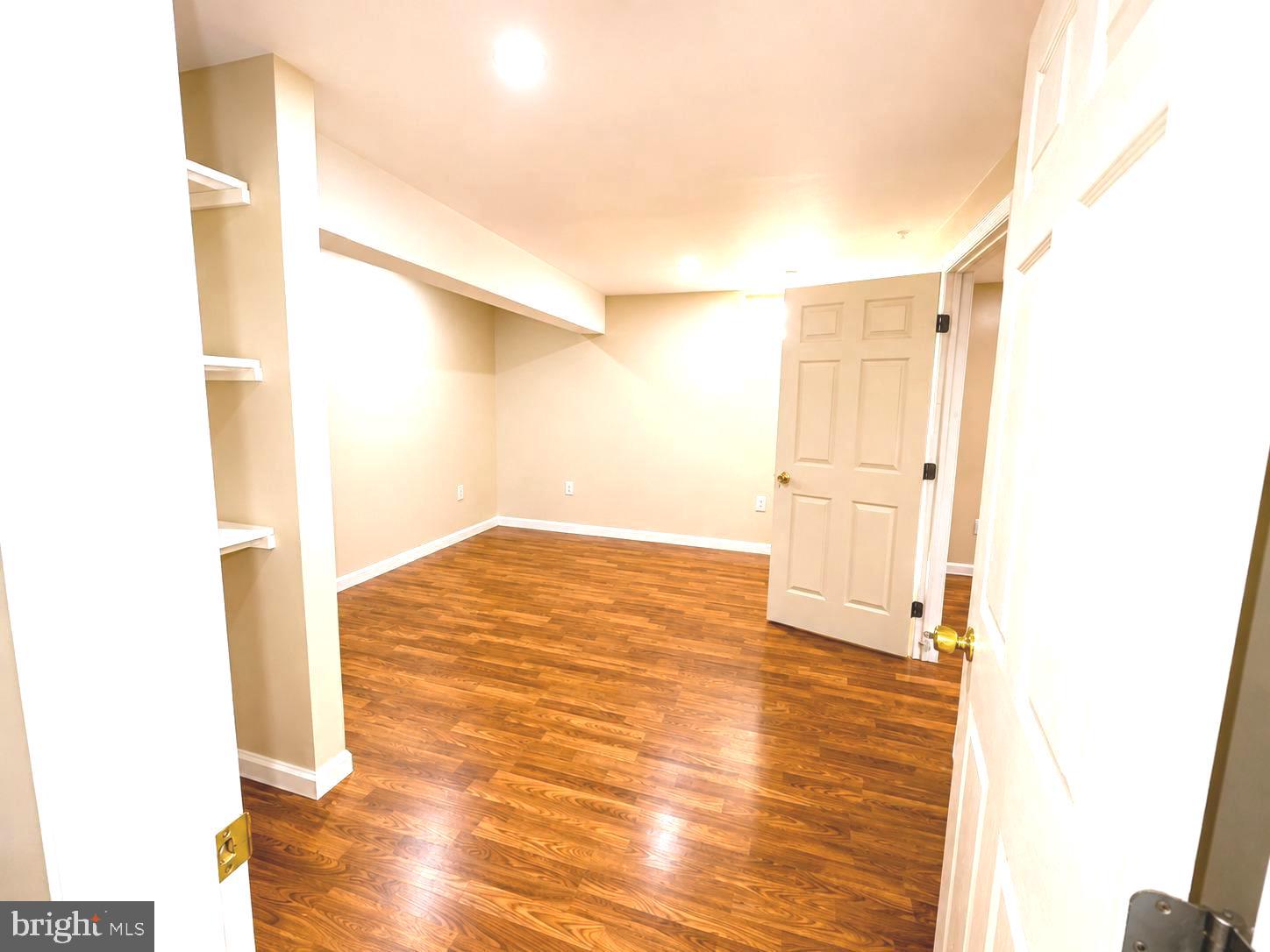 6600 LONG SHADOW COURT