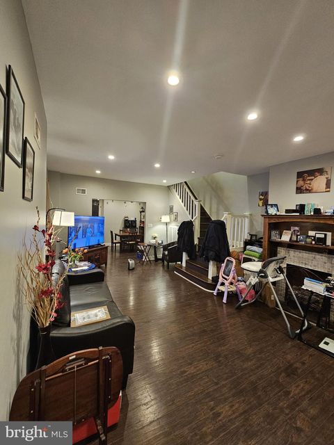 5521 SPRUCE STREET PHILADELPHIA PA 19139