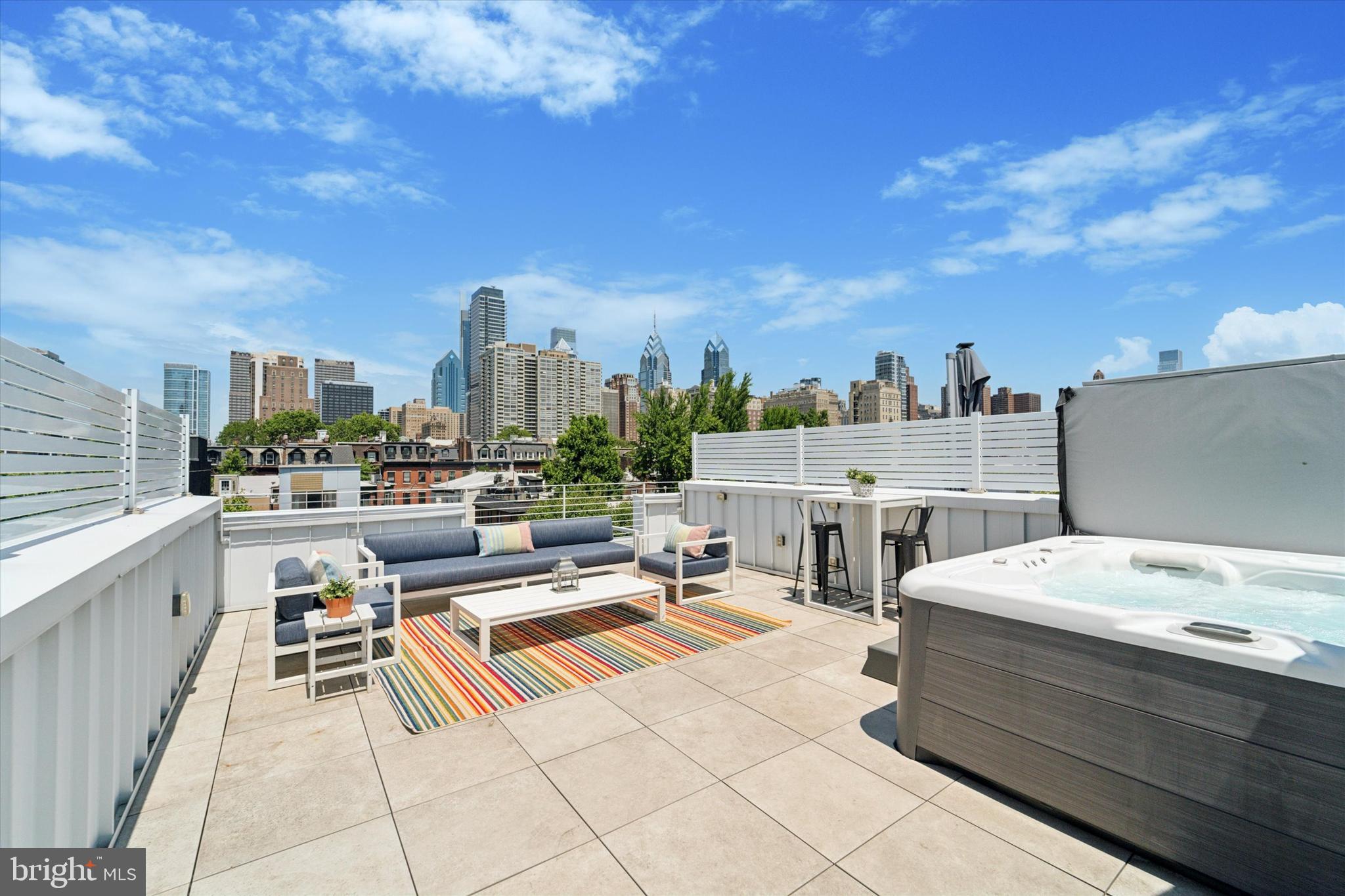 RITTENHOUSE SQUARE - Residential