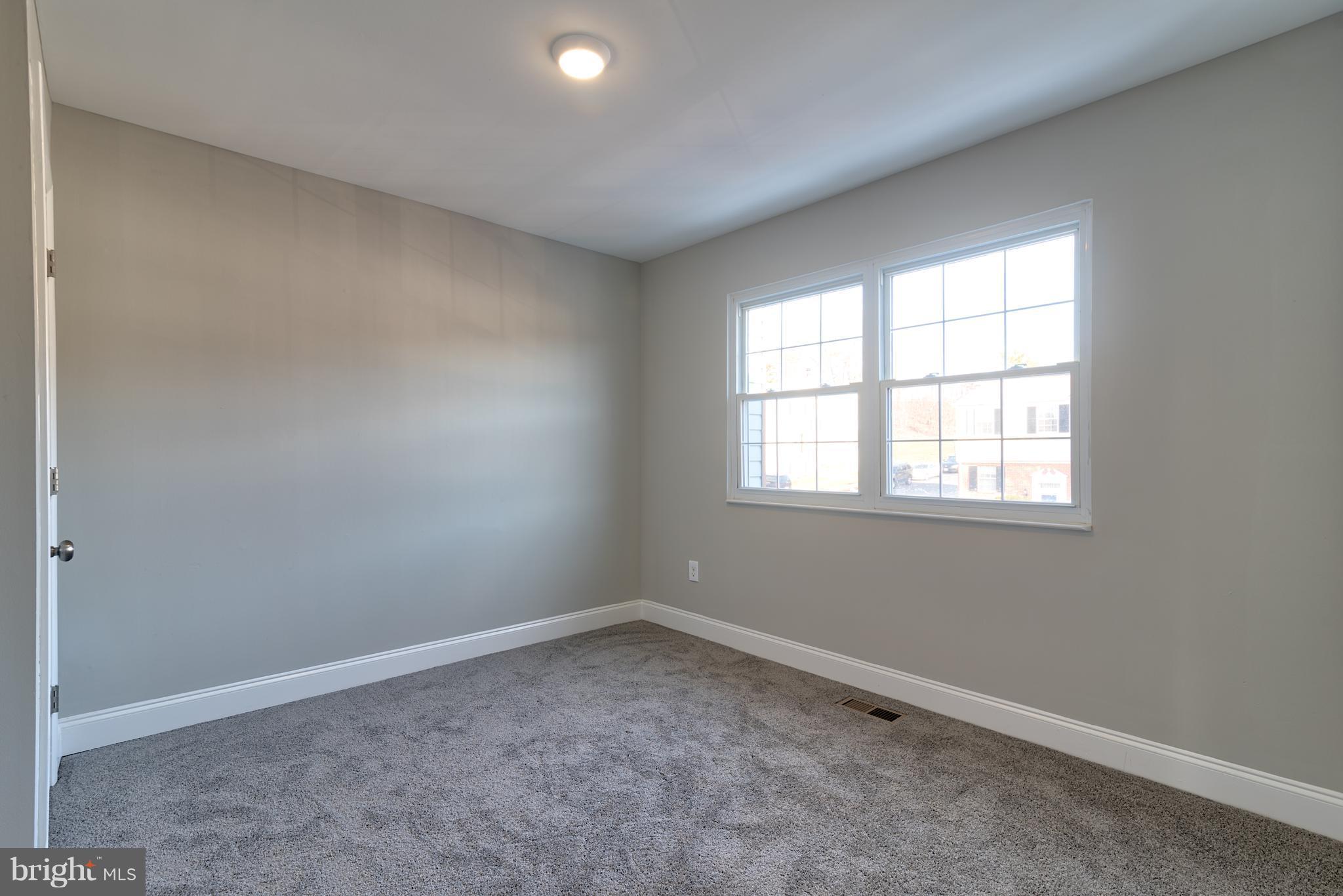 FRANKLIN RIDGE TOWNHOUSE - Residential