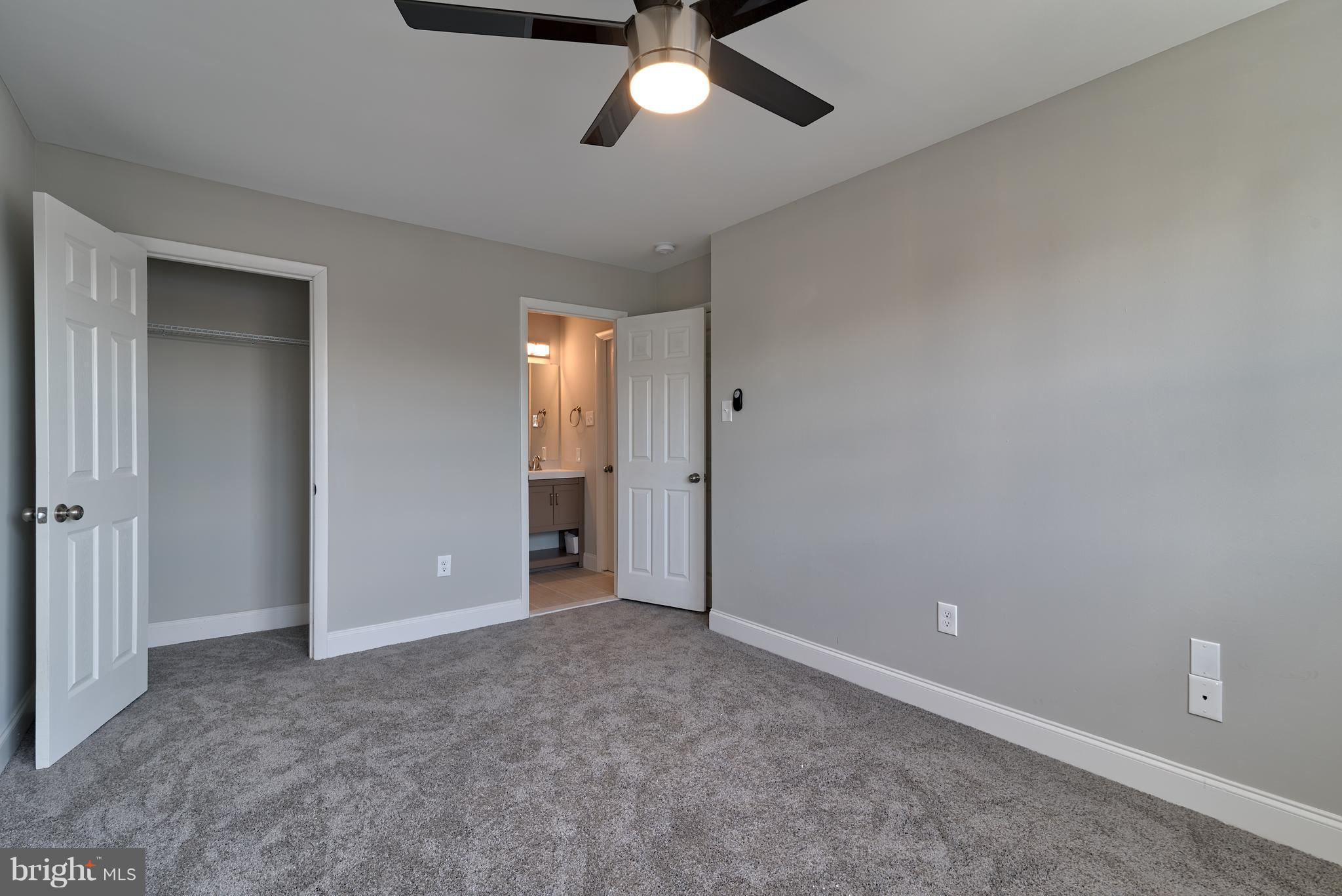 FRANKLIN RIDGE TOWNHOUSE - Residential