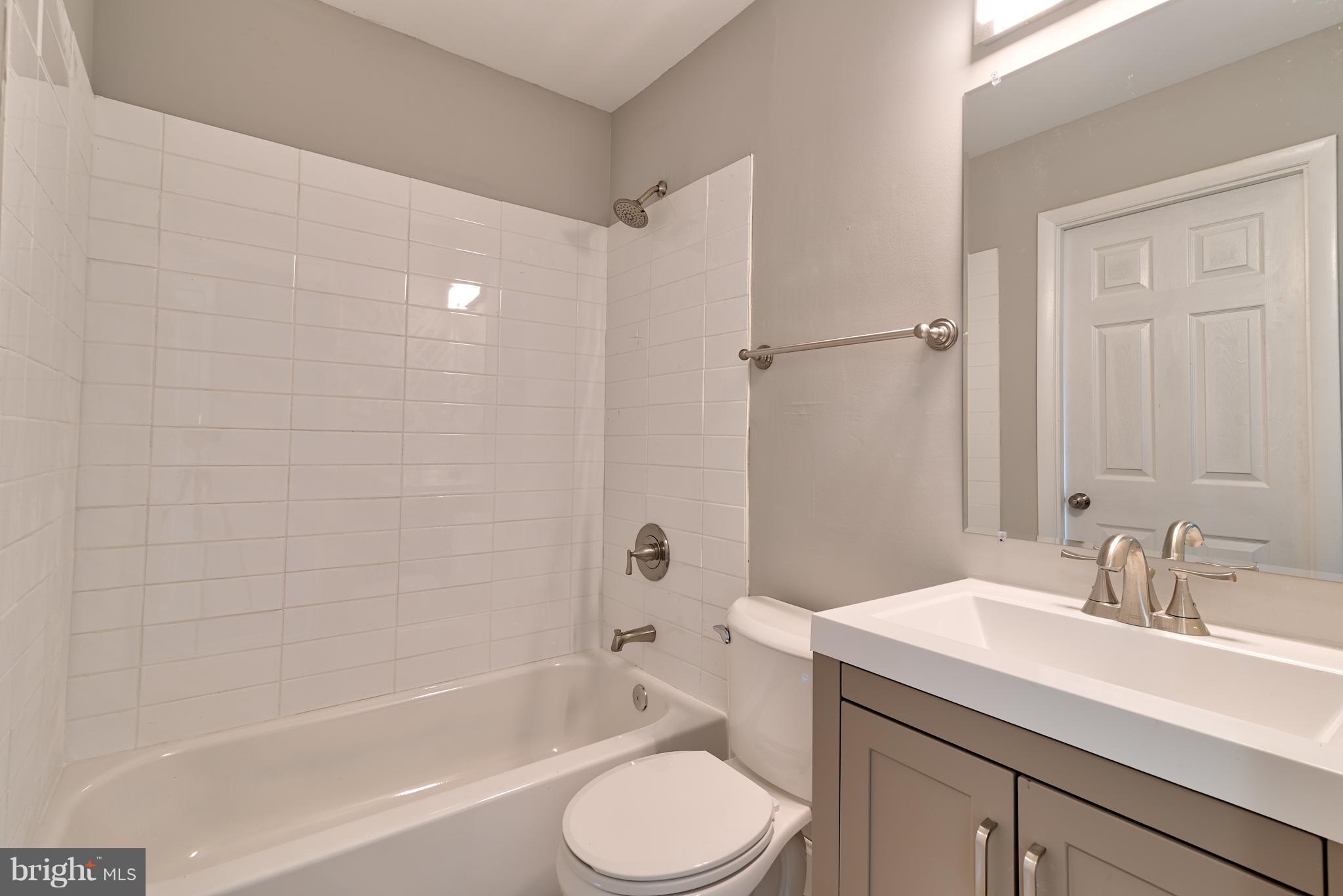 FRANKLIN RIDGE TOWNHOUSE - Residential