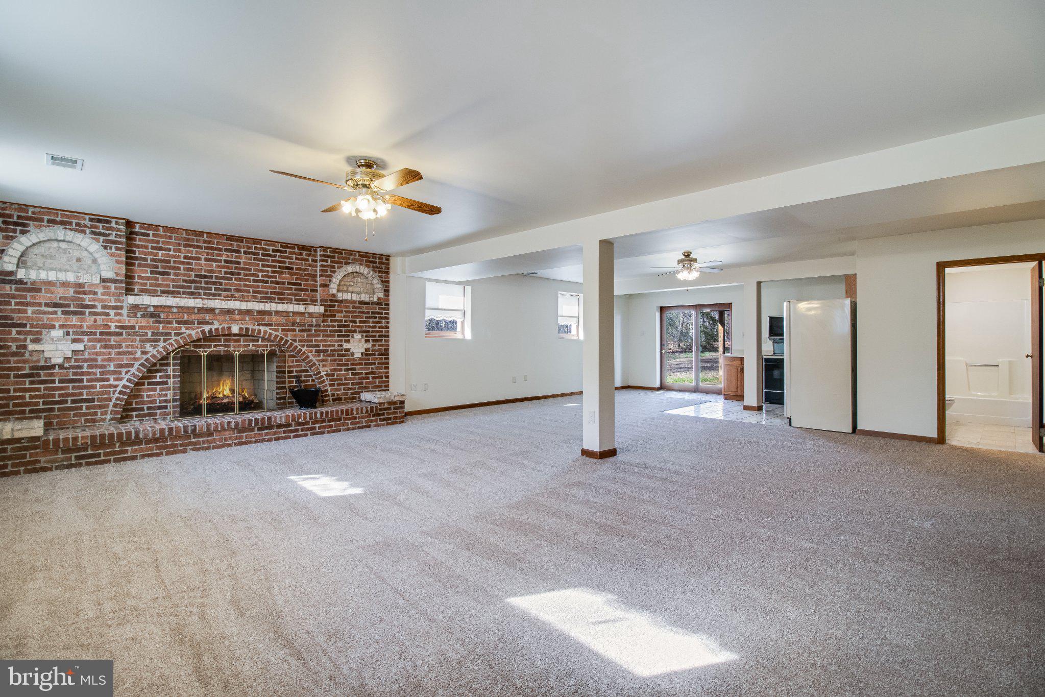 PLEASANT GROVE ESTATES - Residential