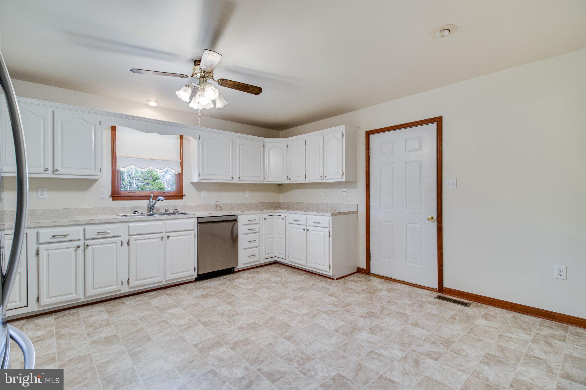 PLEASANT GROVE ESTATES - Residential