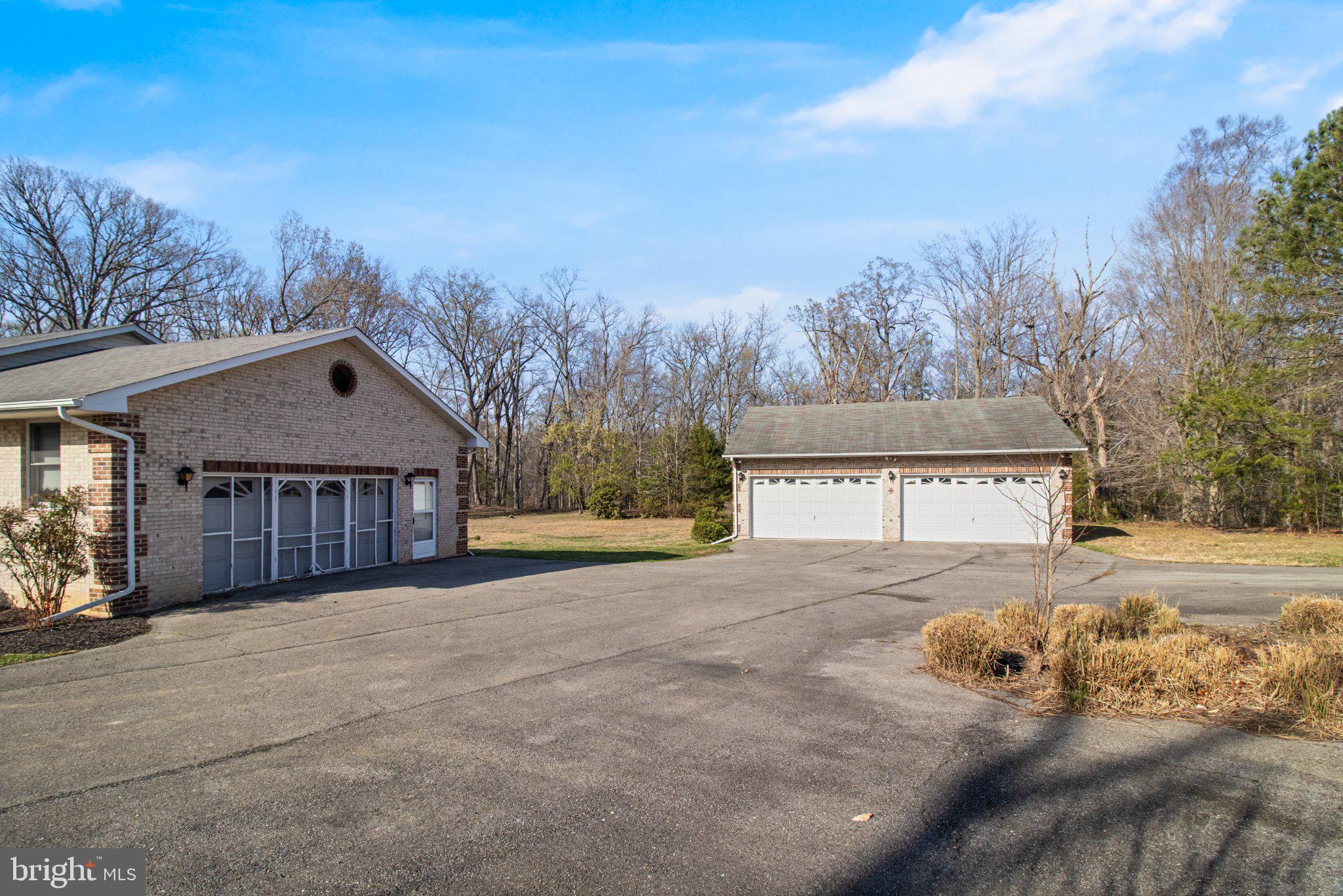 PLEASANT GROVE ESTATES - Residential