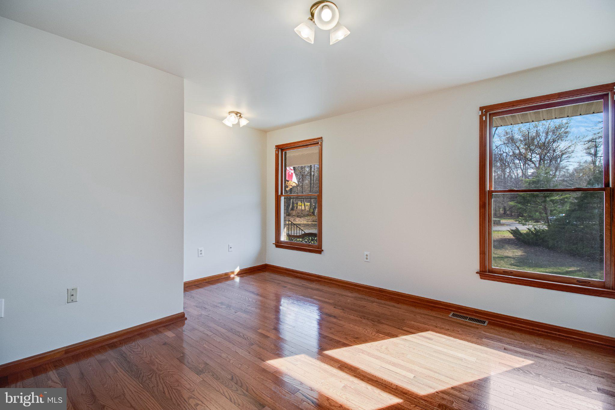 PLEASANT GROVE ESTATES - Residential