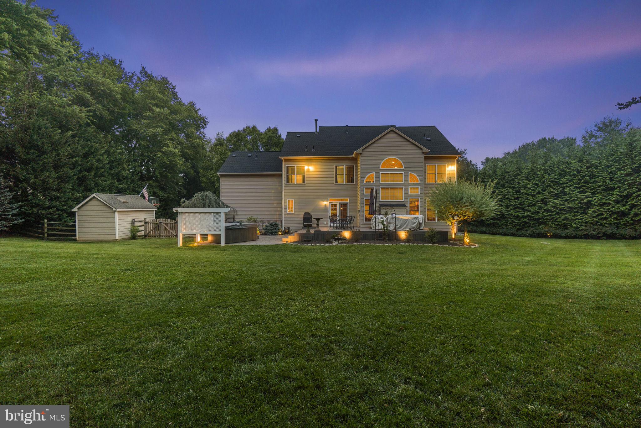 MOUNTAIN VIEW ESTATES - Residential