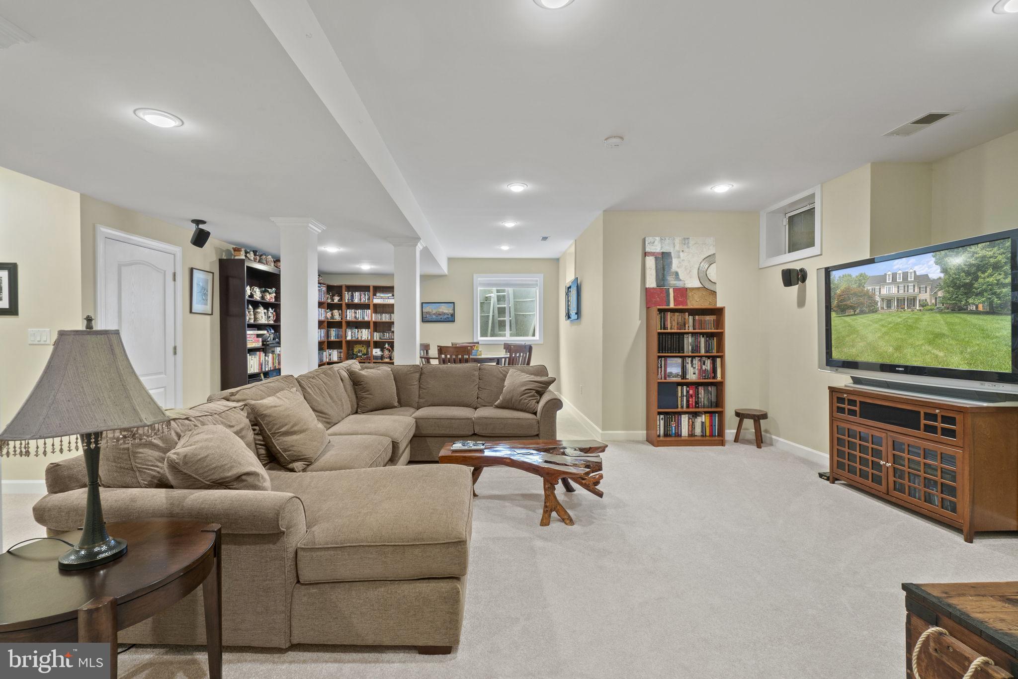 MOUNTAIN VIEW ESTATES - Residential