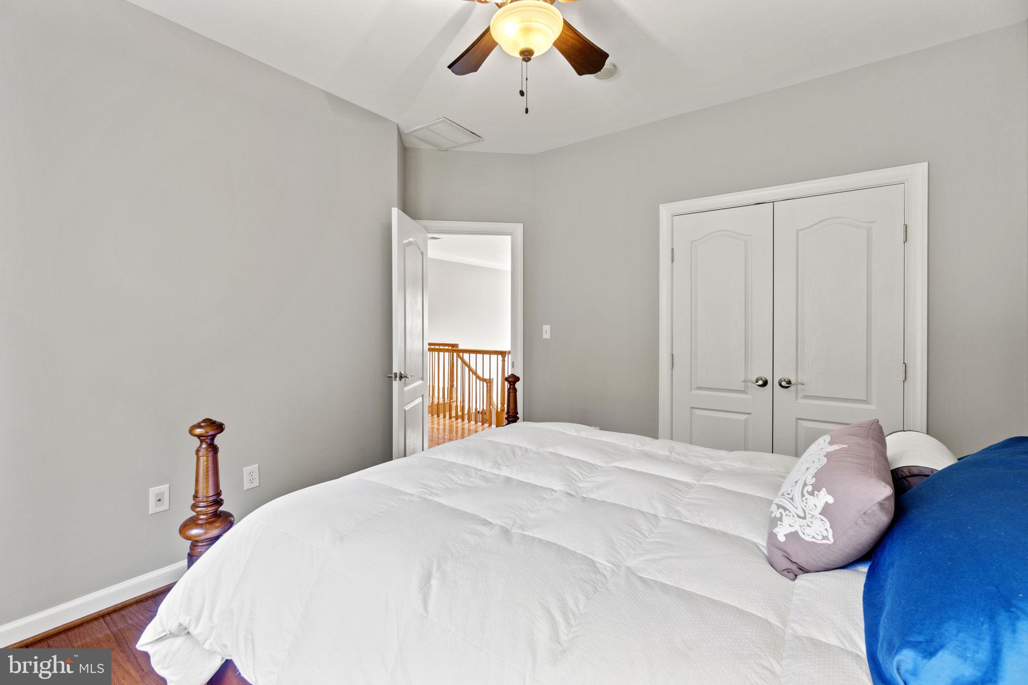 MOUNTAIN VIEW ESTATES - Residential