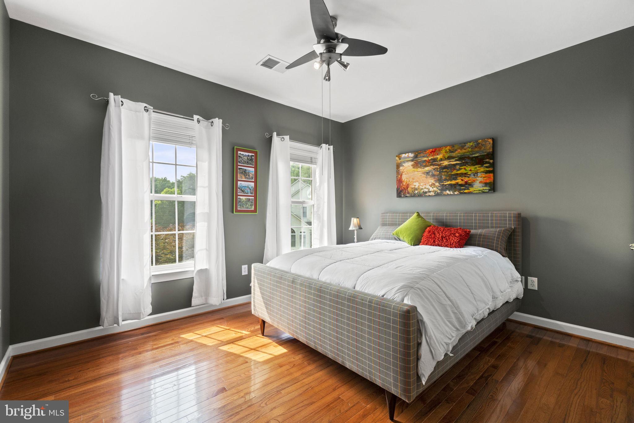 MOUNTAIN VIEW ESTATES - Residential