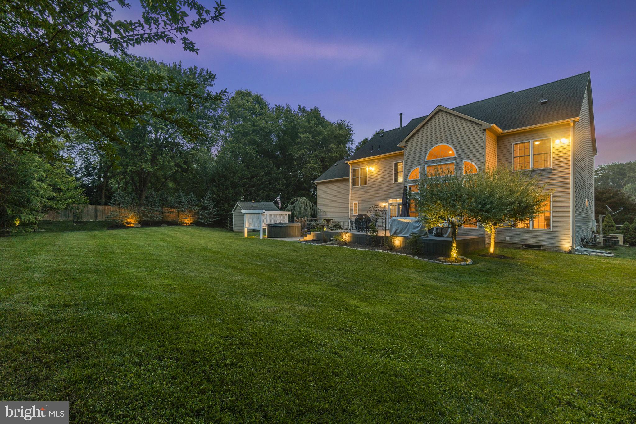 MOUNTAIN VIEW ESTATES - Residential