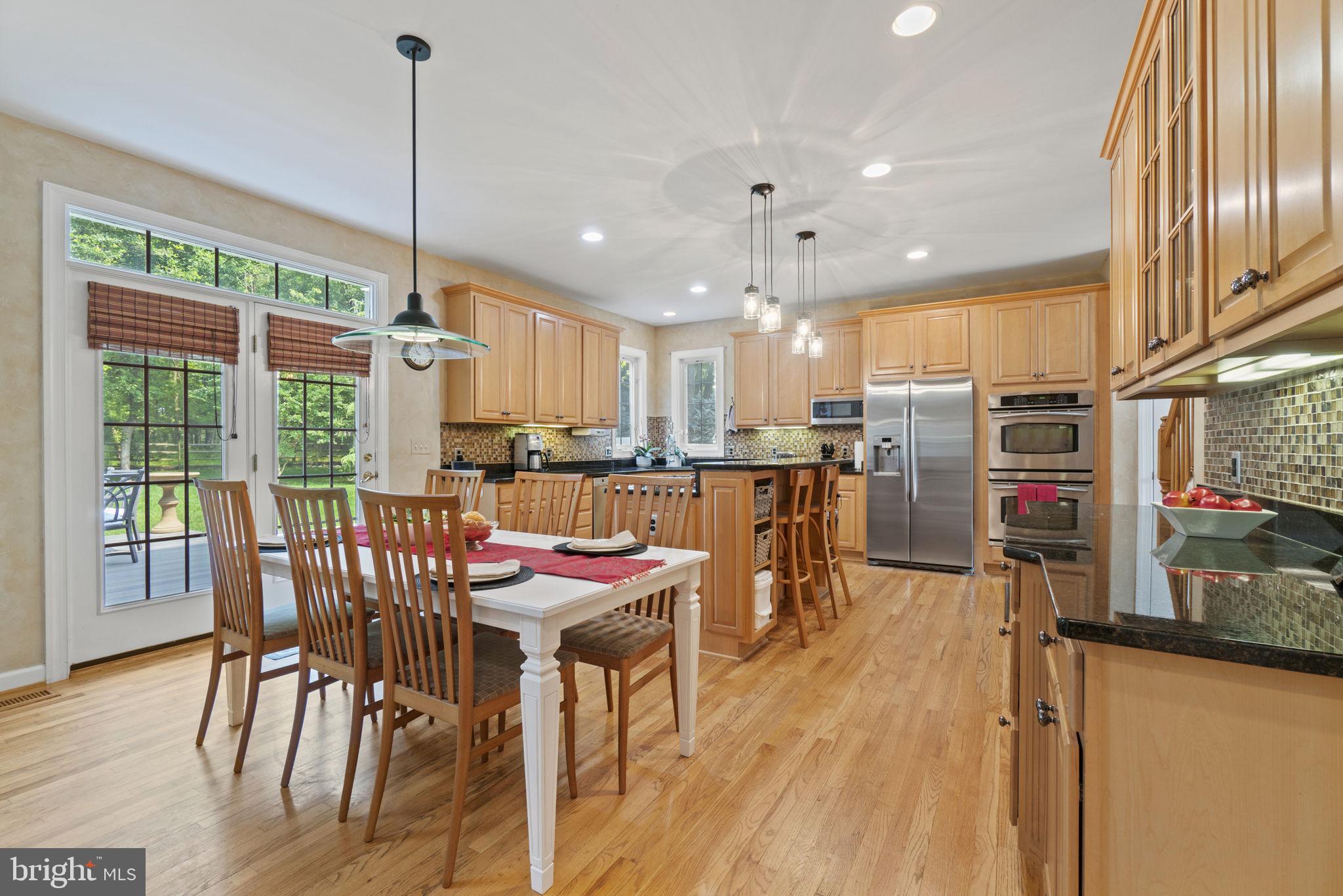 MOUNTAIN VIEW ESTATES - Residential