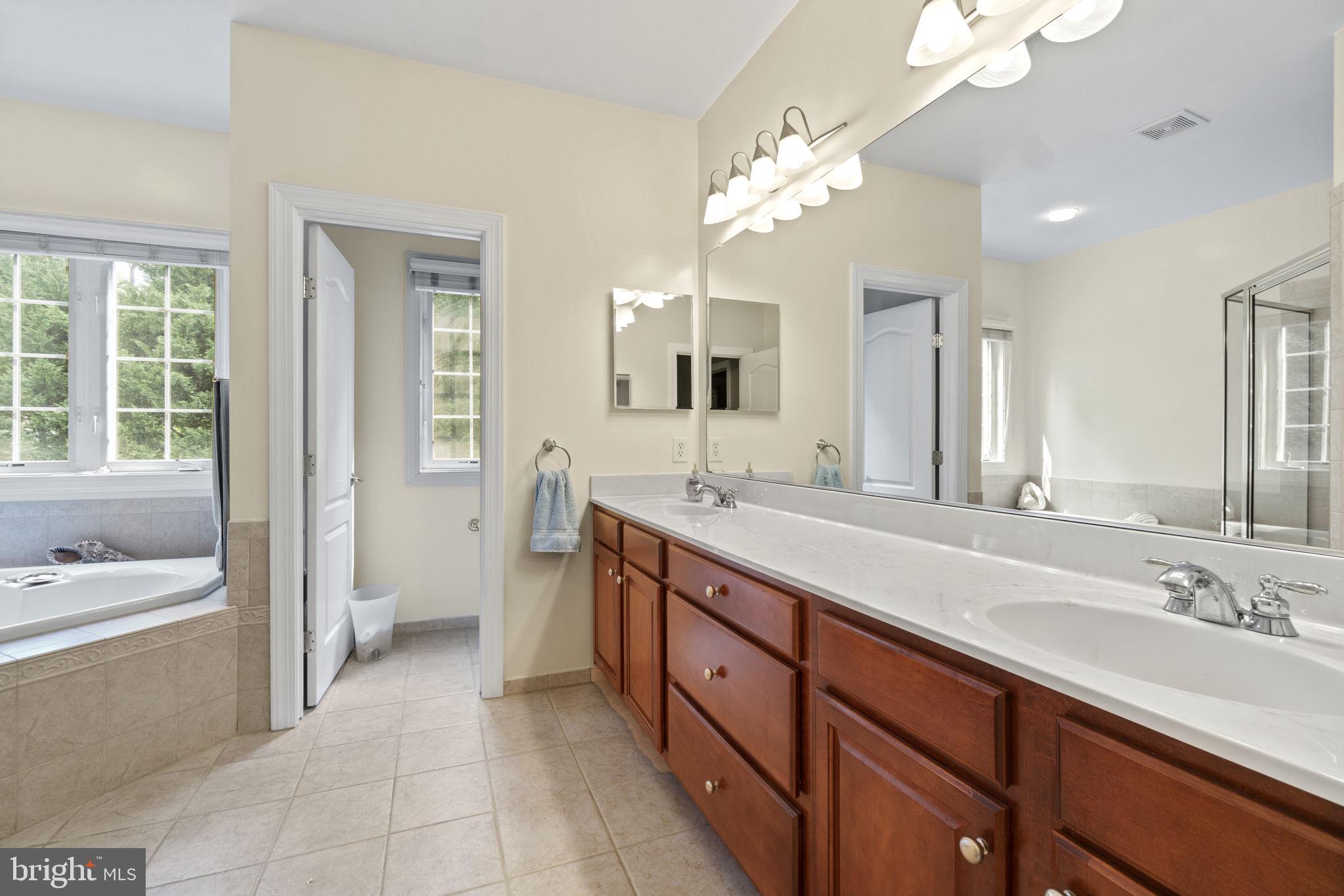 MOUNTAIN VIEW ESTATES - Residential