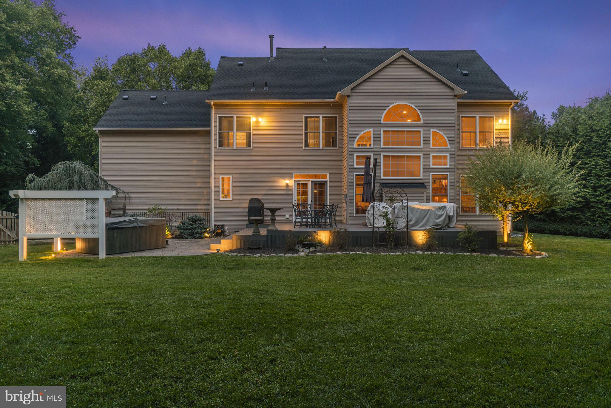 MOUNTAIN VIEW ESTATES - Residential