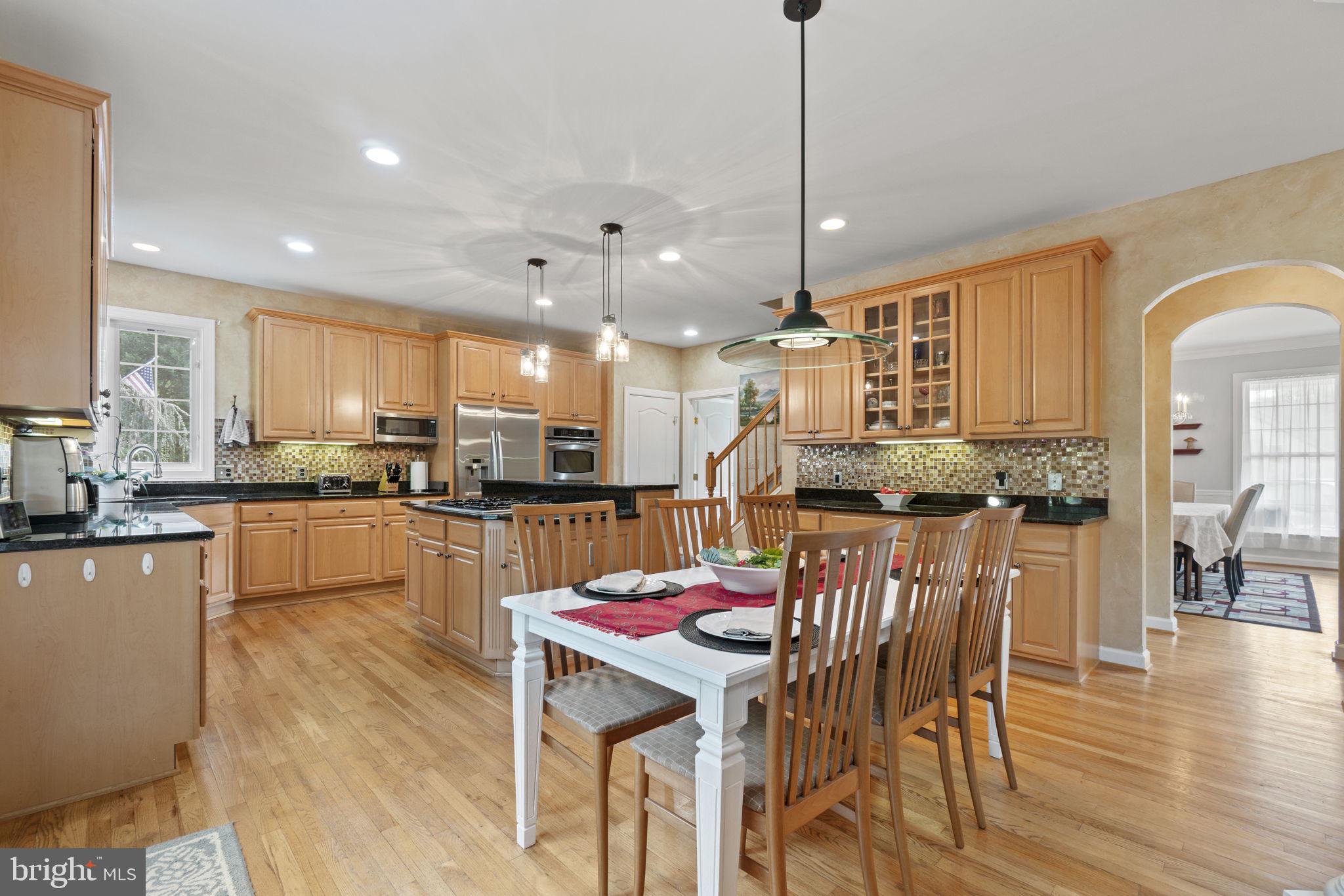 MOUNTAIN VIEW ESTATES - Residential