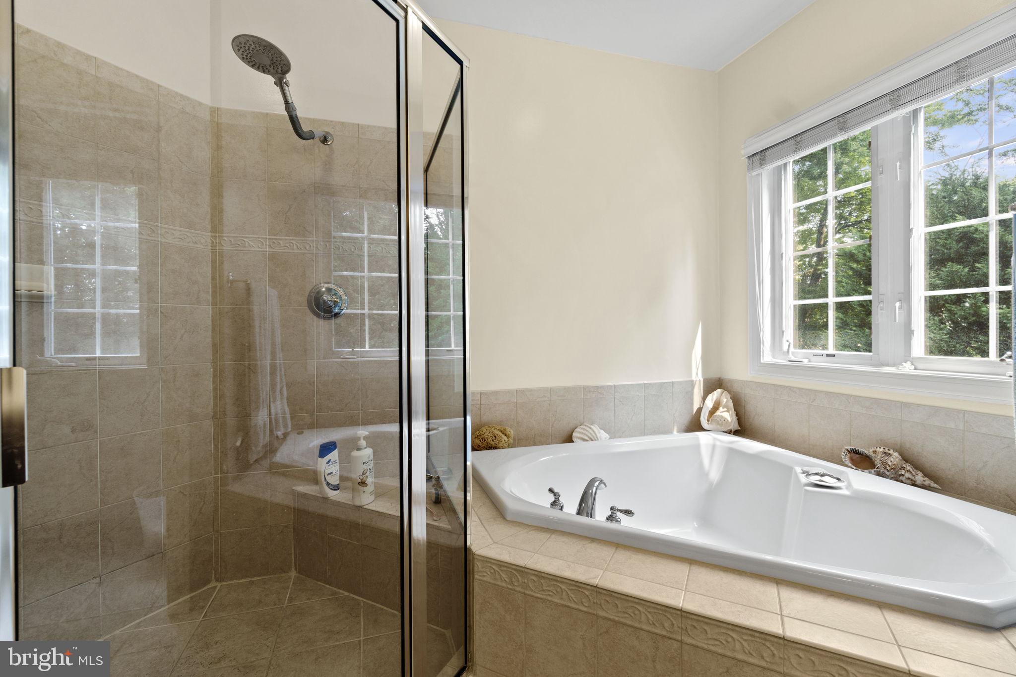 MOUNTAIN VIEW ESTATES - Residential