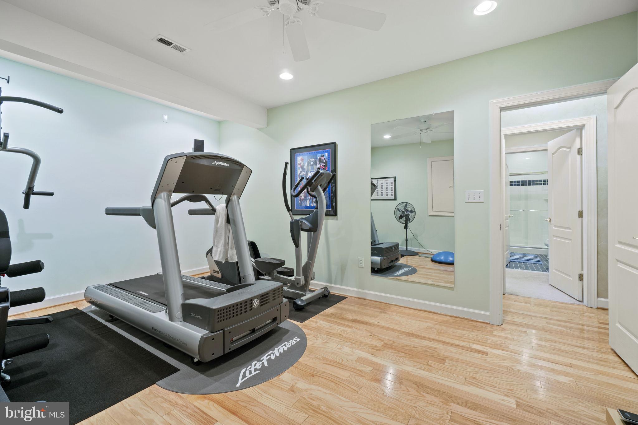 MOUNTAIN VIEW ESTATES - Residential