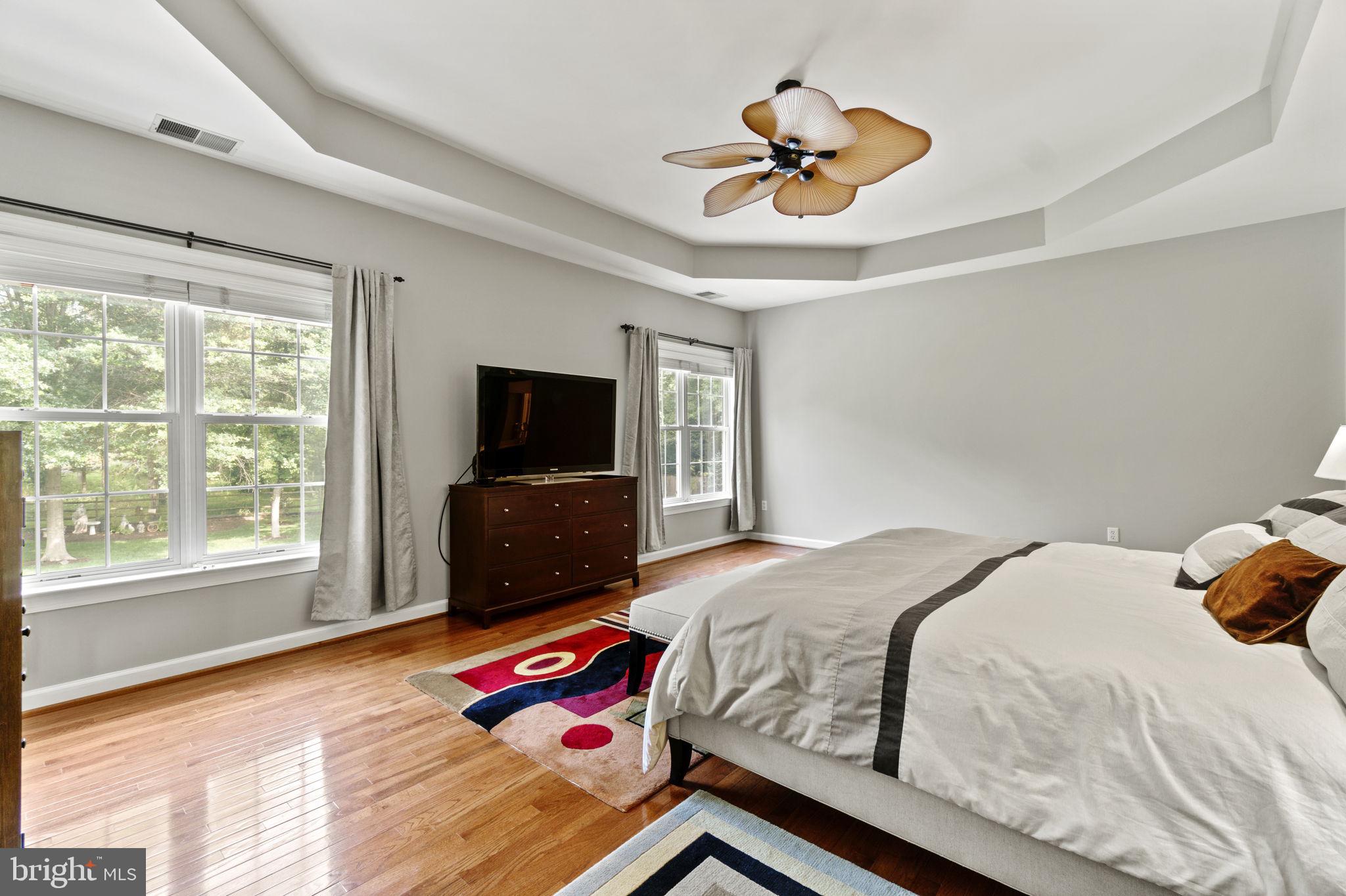 MOUNTAIN VIEW ESTATES - Residential