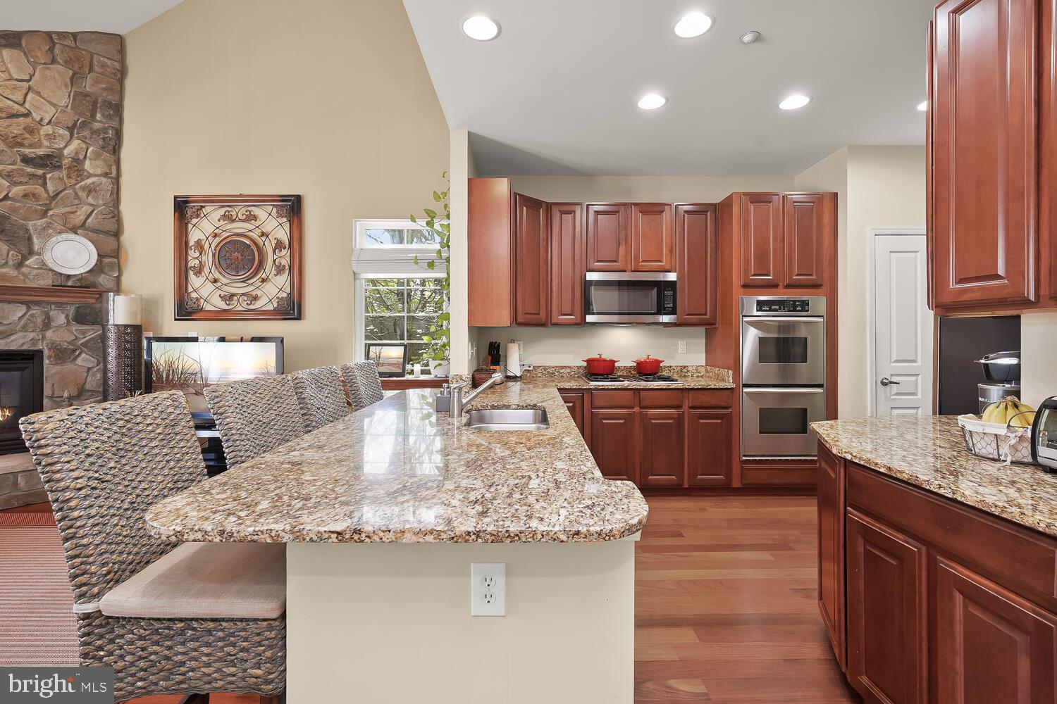 FAIRWAY OVERLOOK - Residential