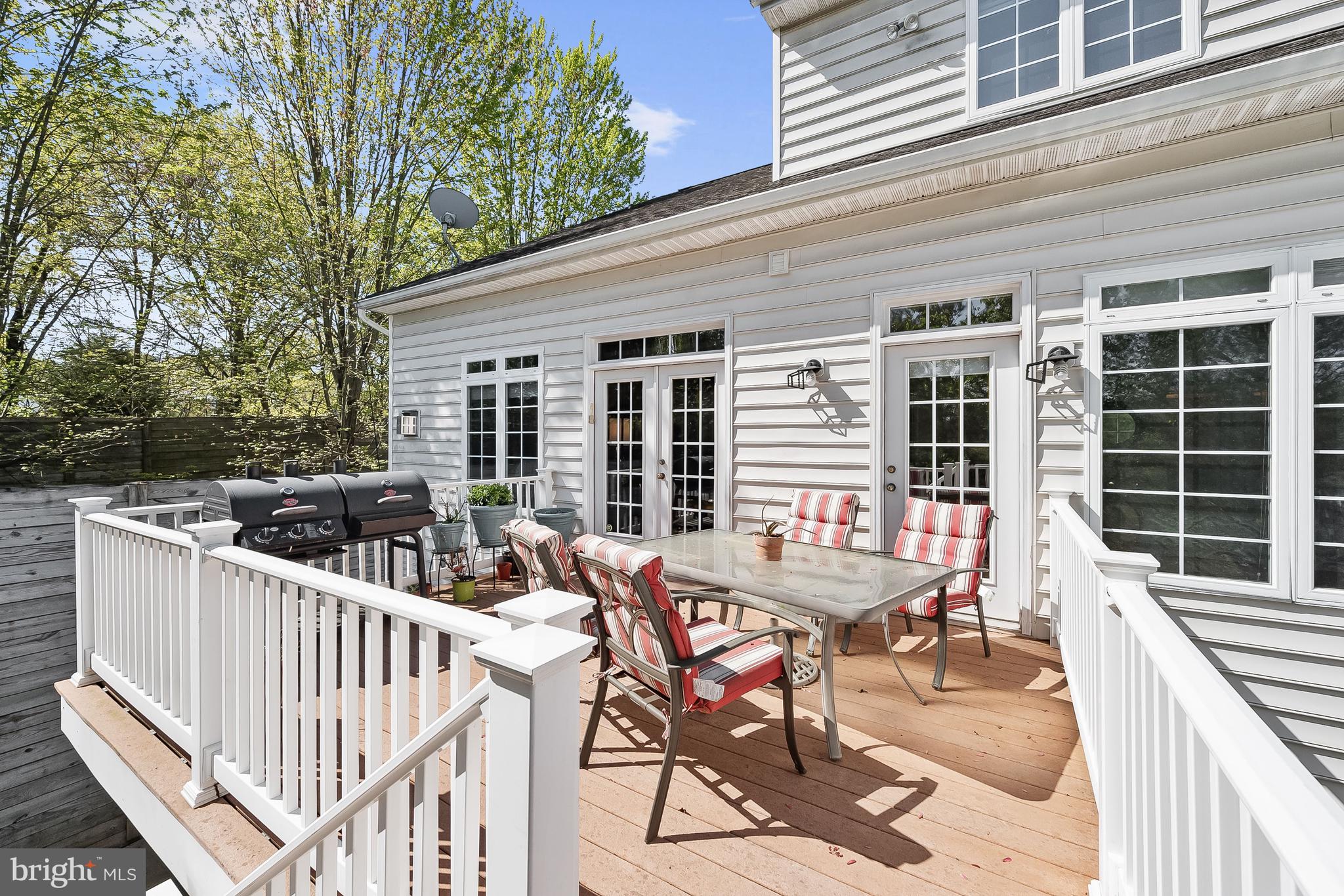 FAIRWAY OVERLOOK - Residential
