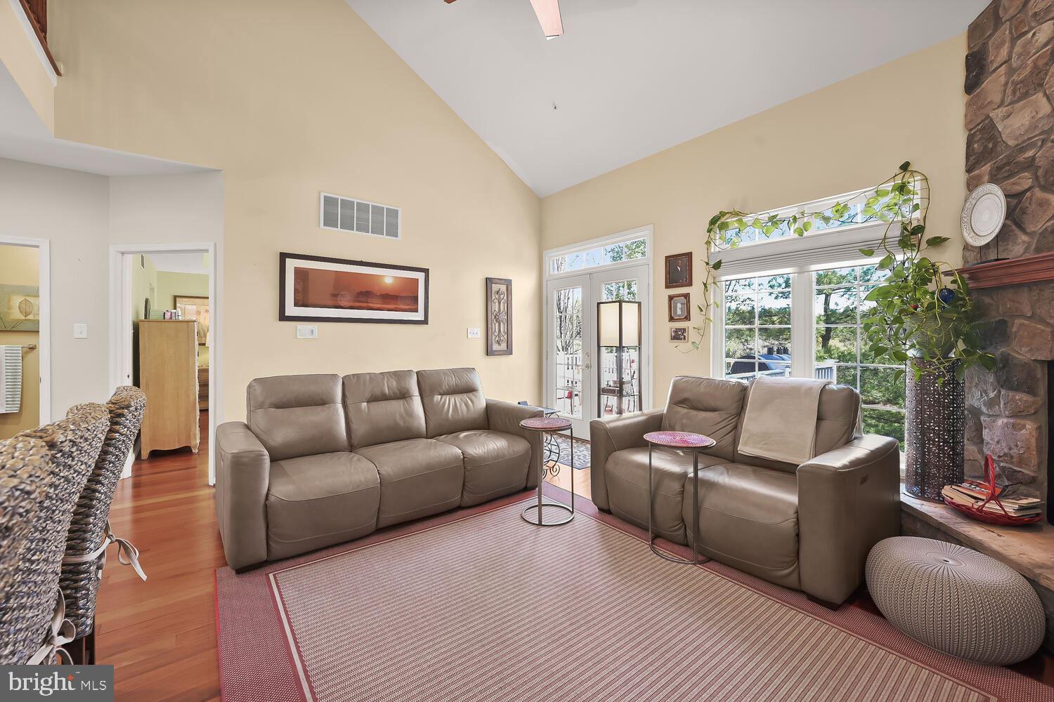 FAIRWAY OVERLOOK - Residential