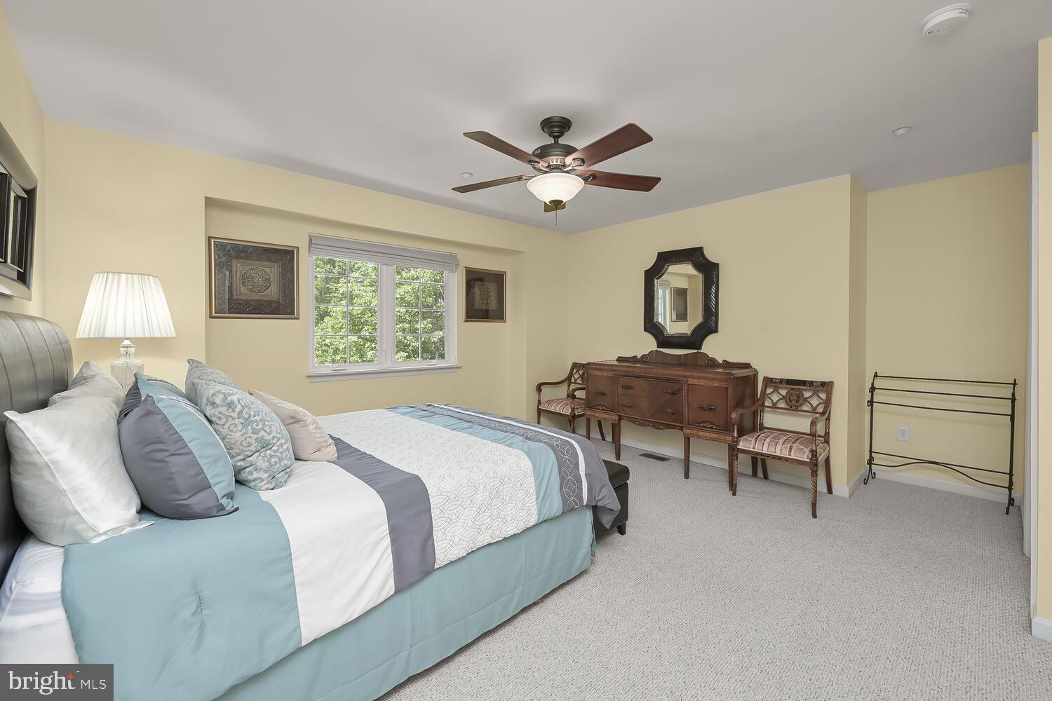 FAIRWAY OVERLOOK - Residential