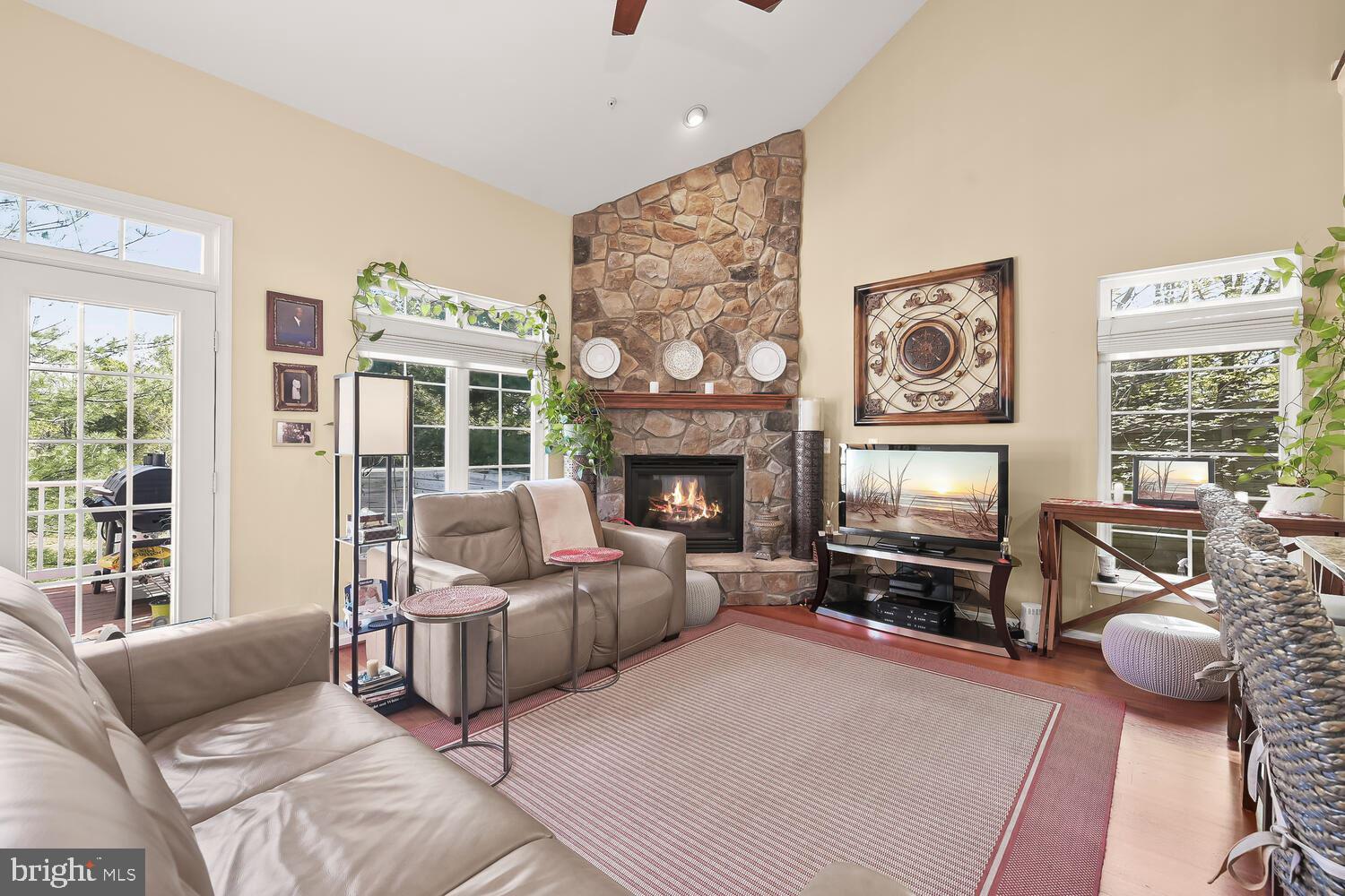 FAIRWAY OVERLOOK - Residential