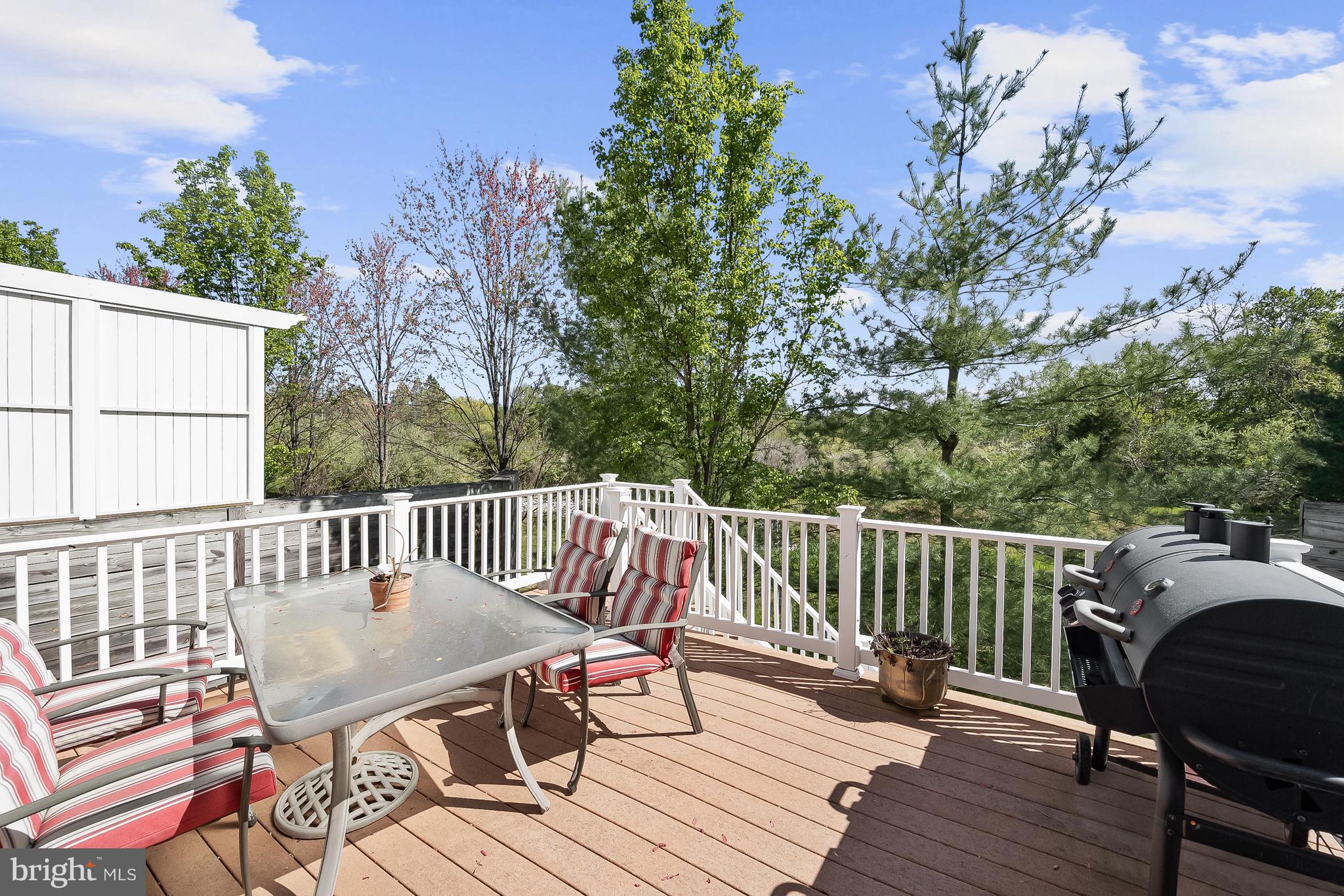 FAIRWAY OVERLOOK - Residential