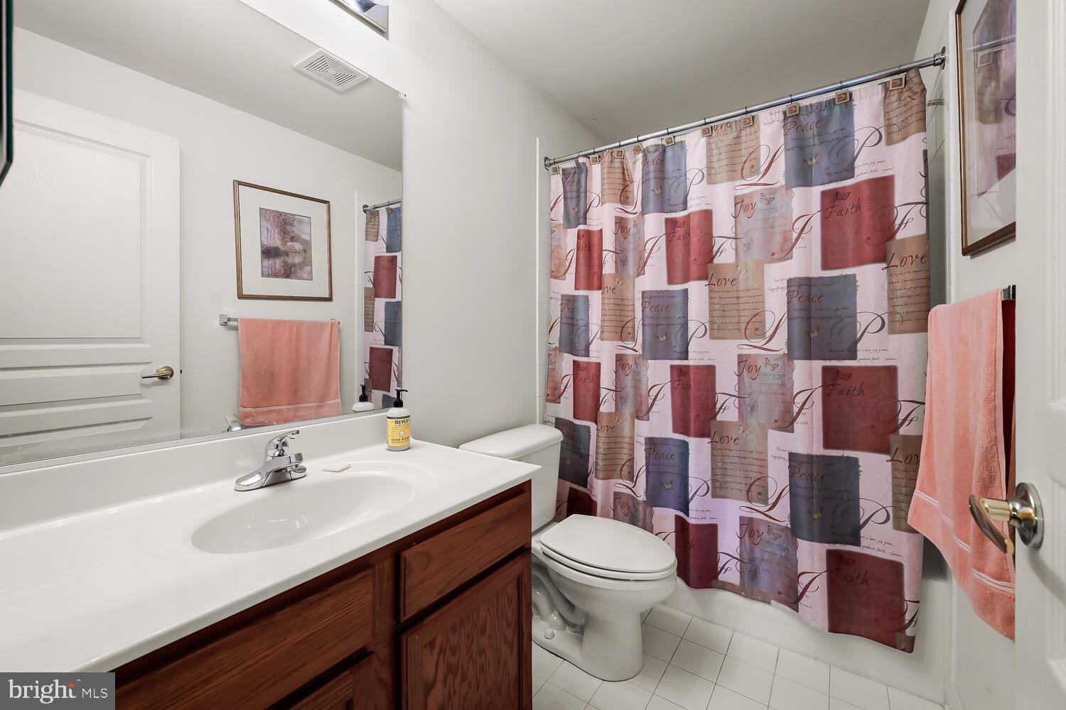 FAIRWAY OVERLOOK - Residential