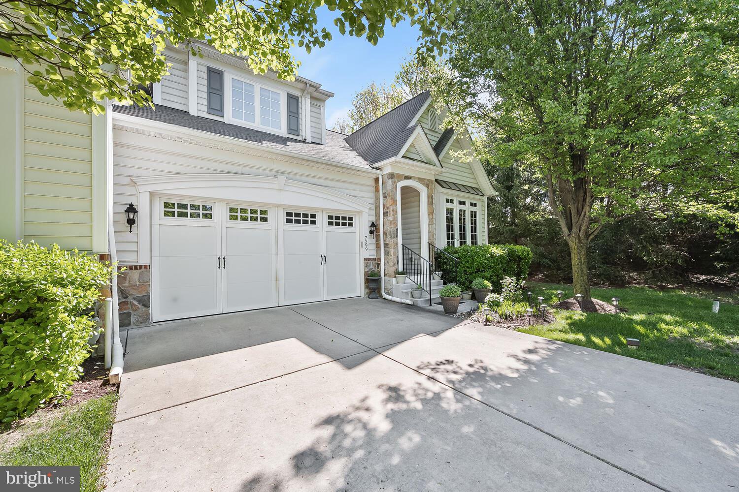 FAIRWAY OVERLOOK - Residential