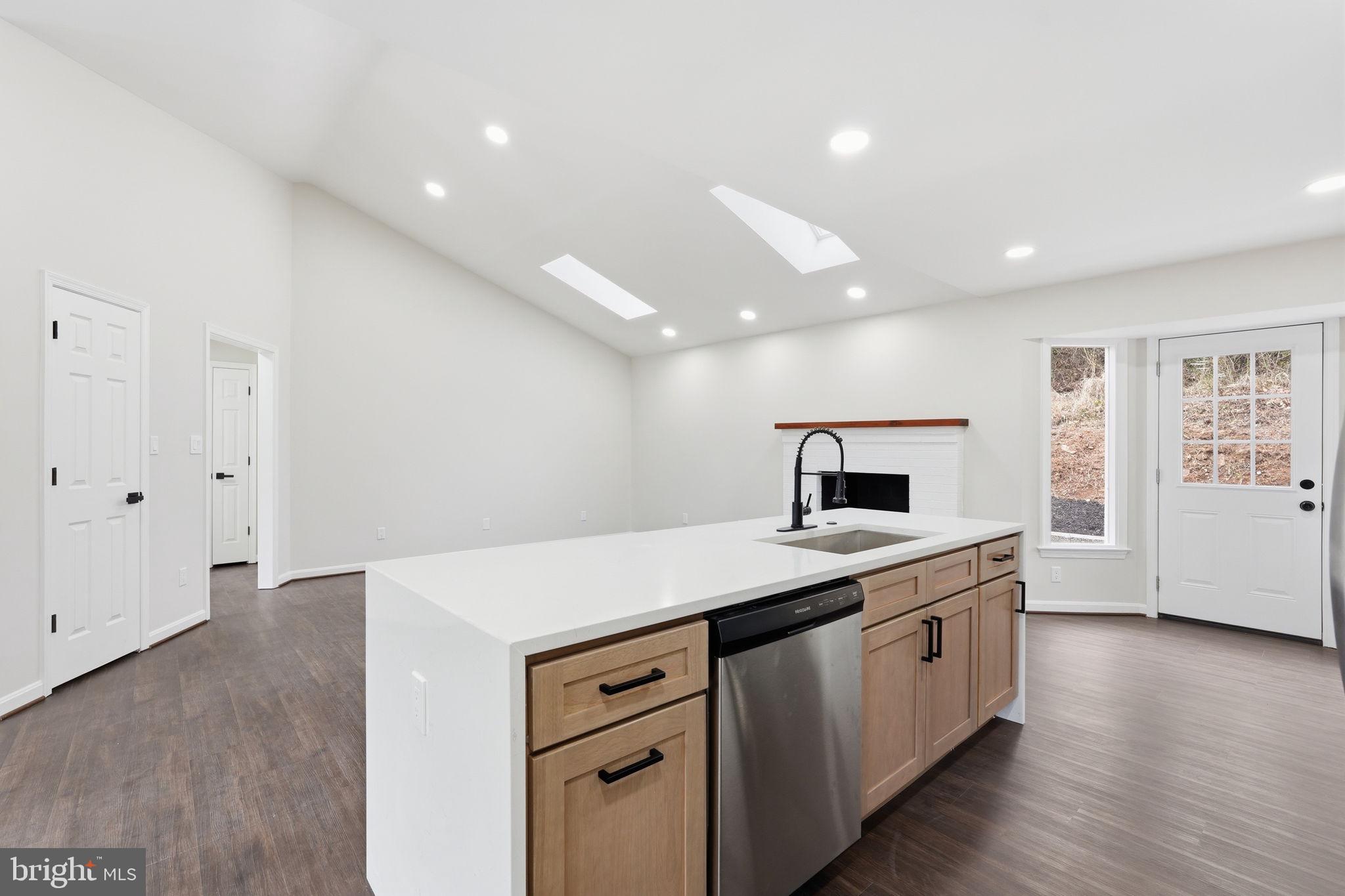 SYCAMORE RIDGE - Residential