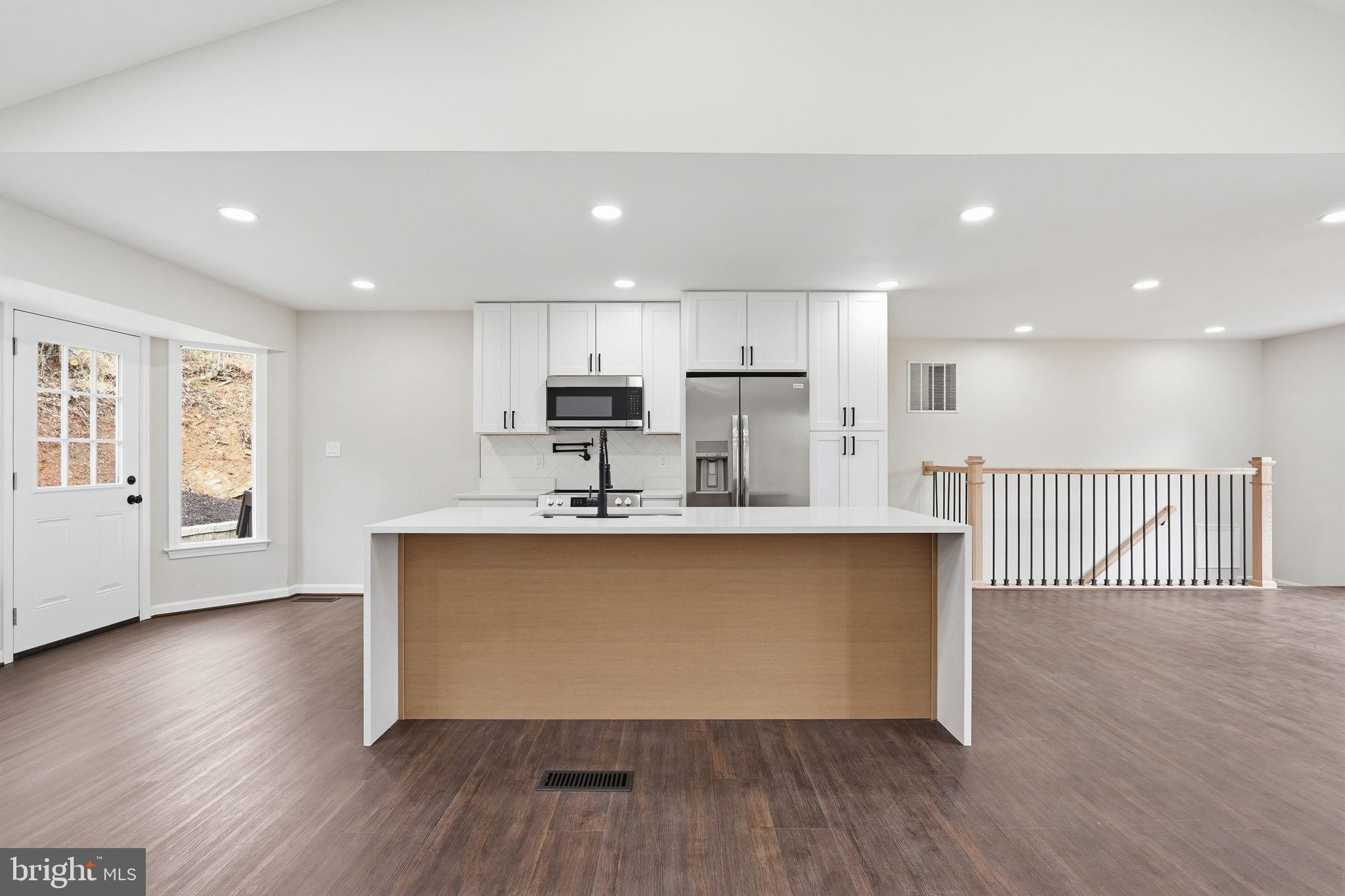 SYCAMORE RIDGE - Residential