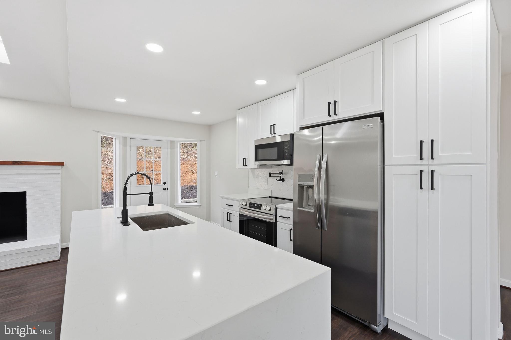 SYCAMORE RIDGE - Residential