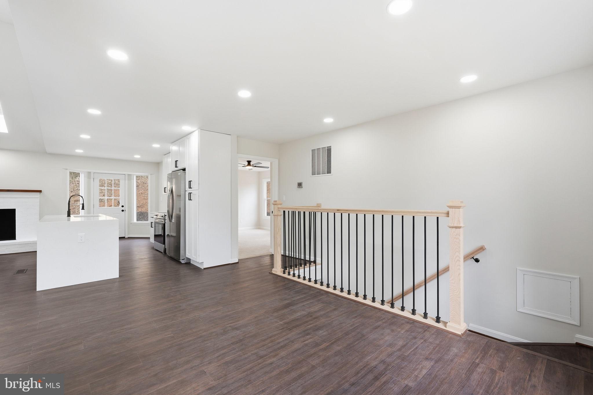 SYCAMORE RIDGE - Residential